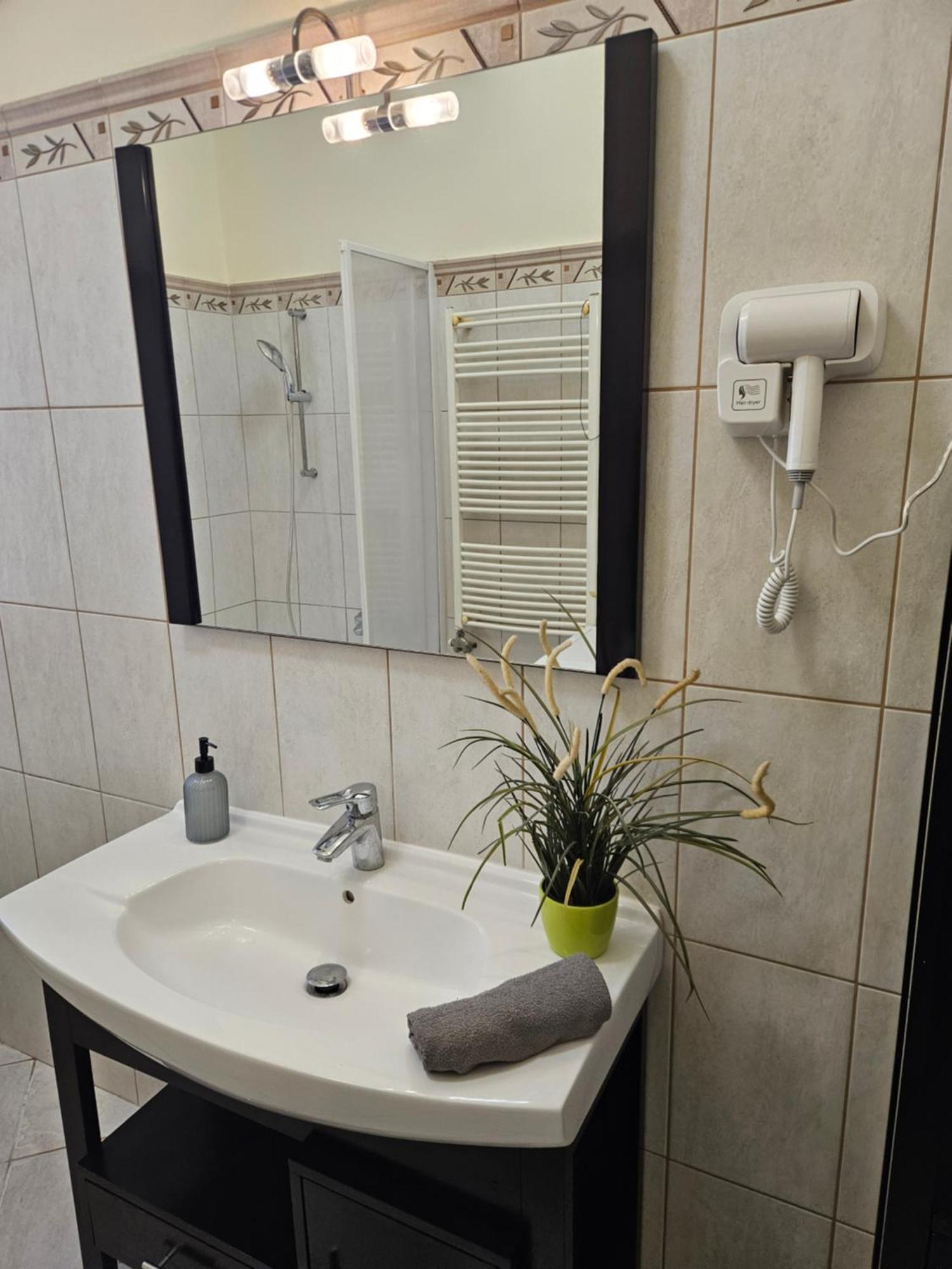 Apartment Cozy And Near Kalvin Square *