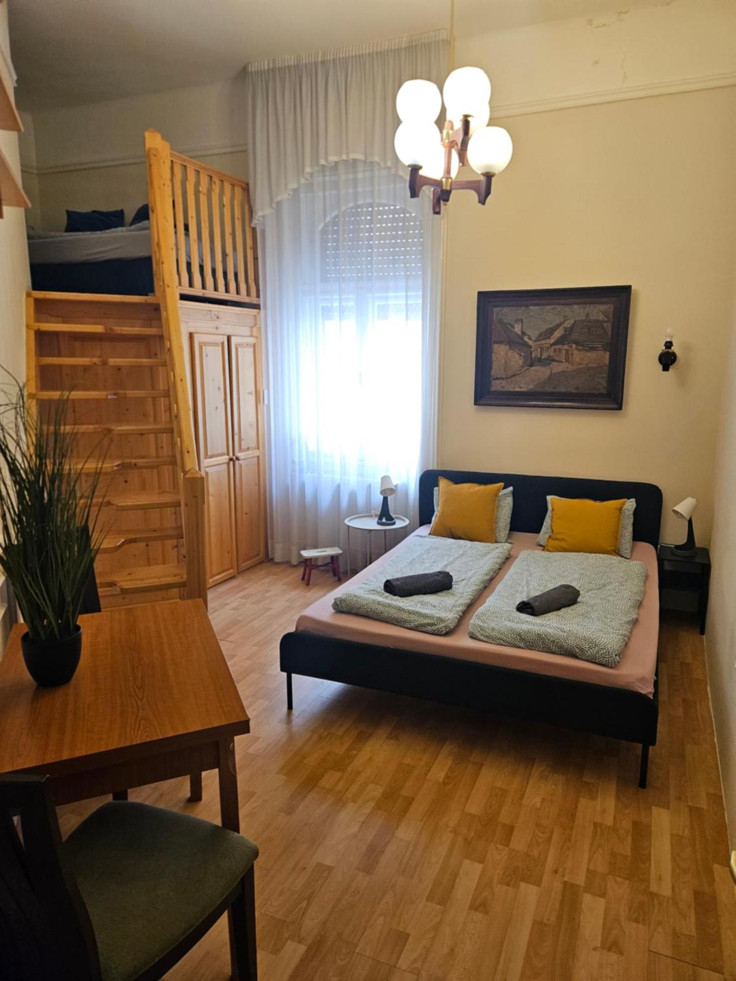 Apartman Cozy And Near Kalvin Square