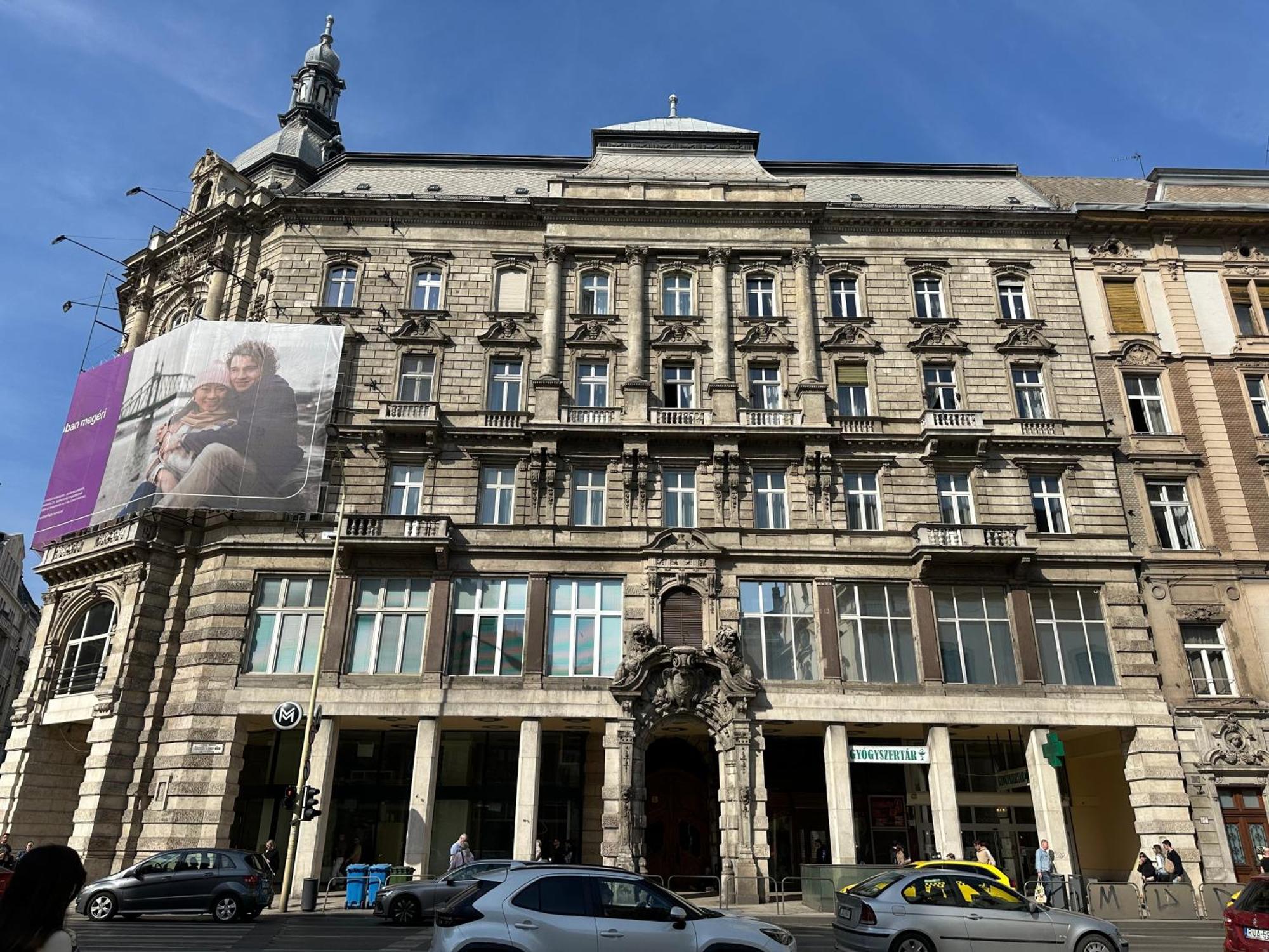 Exclusive & Grand Next To The Fashion St' Apartament
