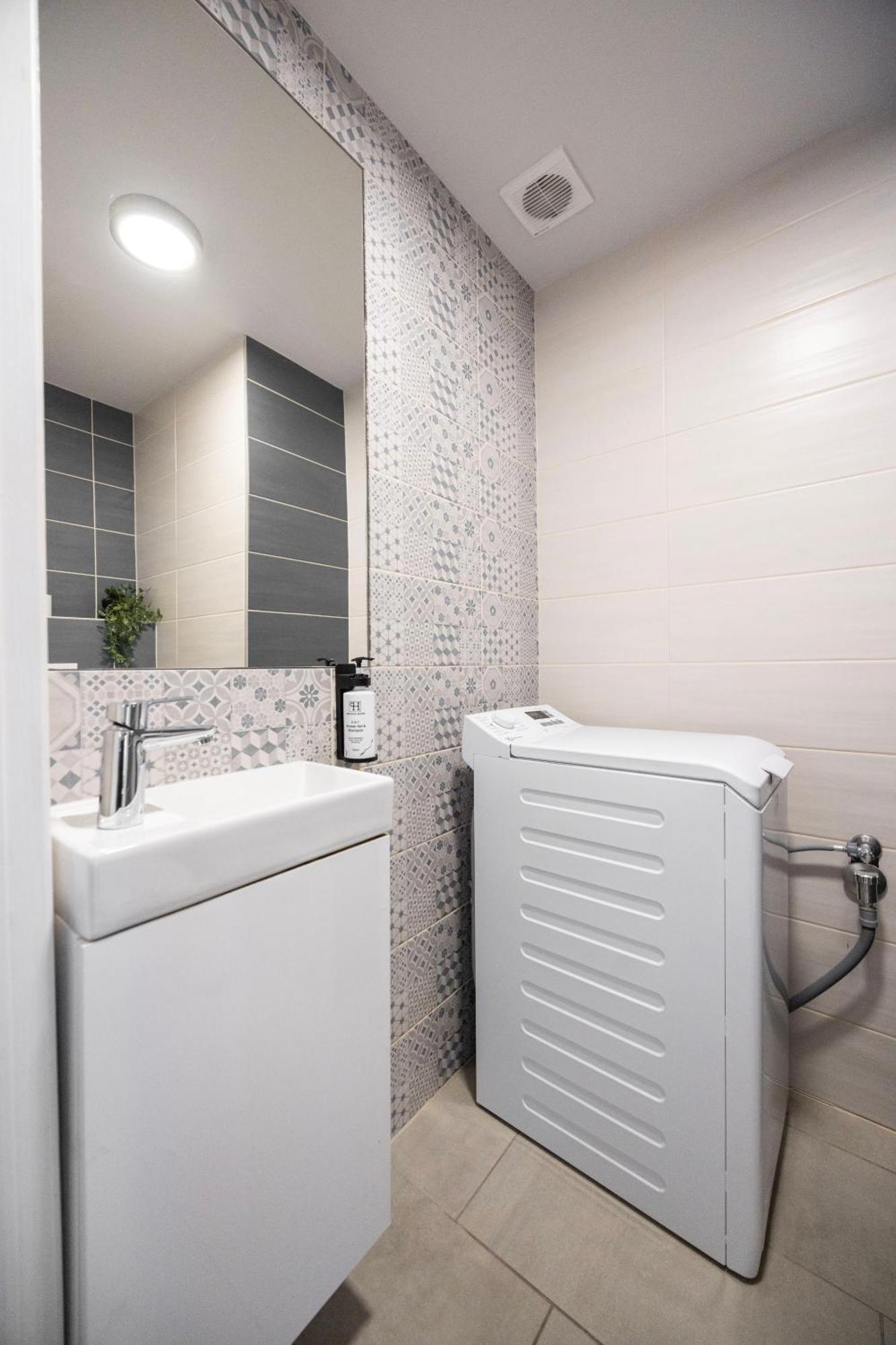 Apartament Exclusive & Grand Next To The Fashion St' Budapeszt