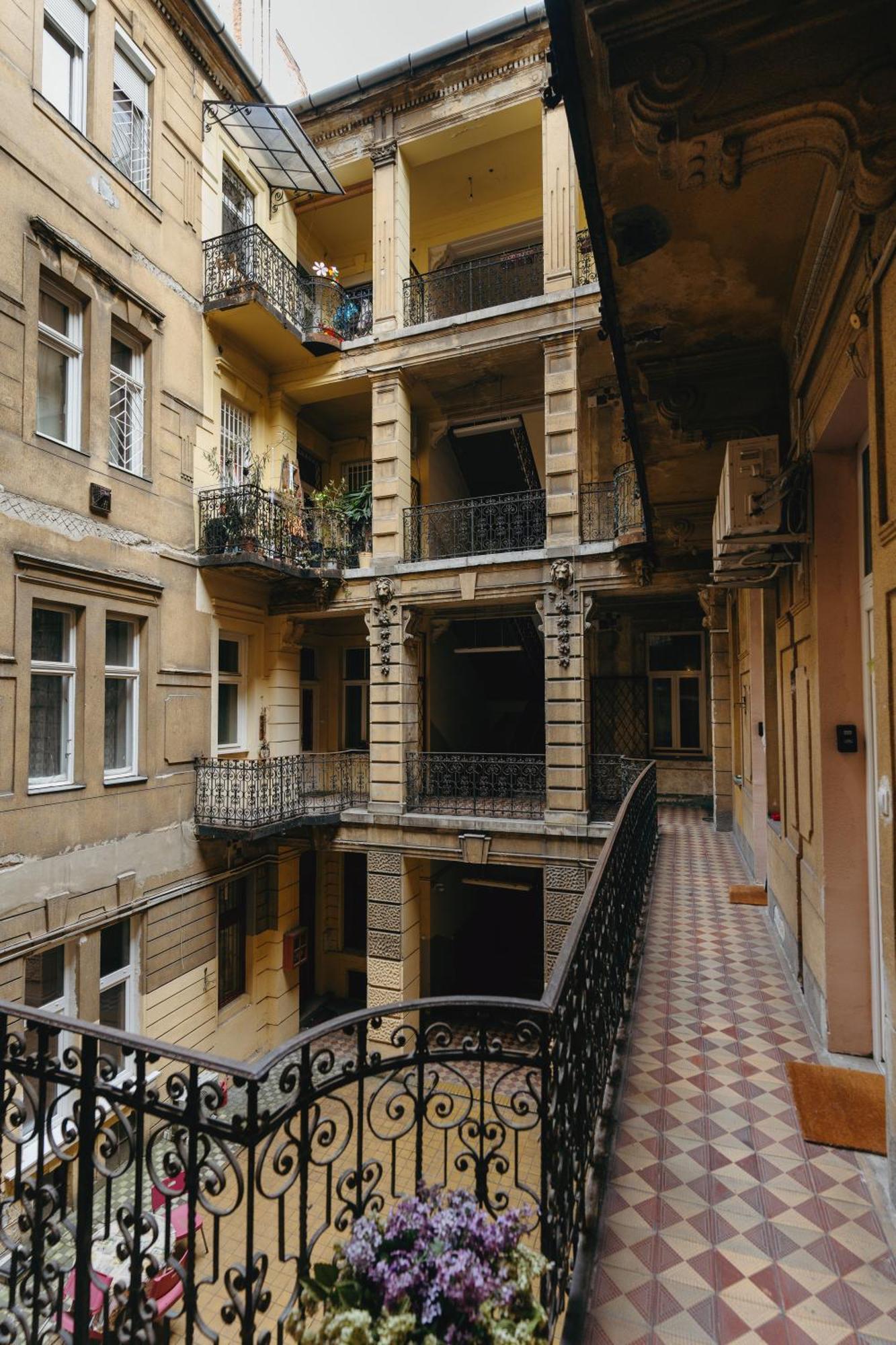 Bercsenyi - Close To The Gellert Thermal Bath Apartment Budapest