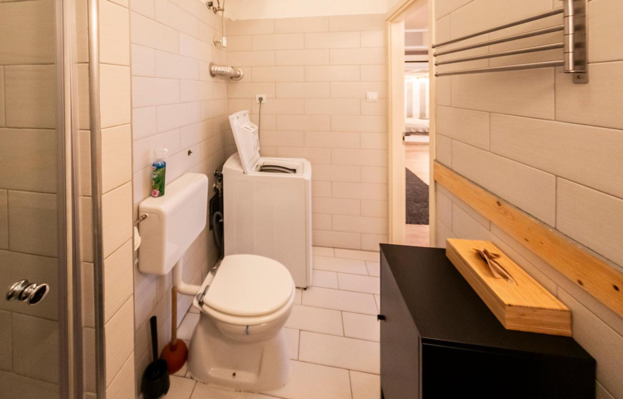 Klau33 In Party District Apartment Budapest