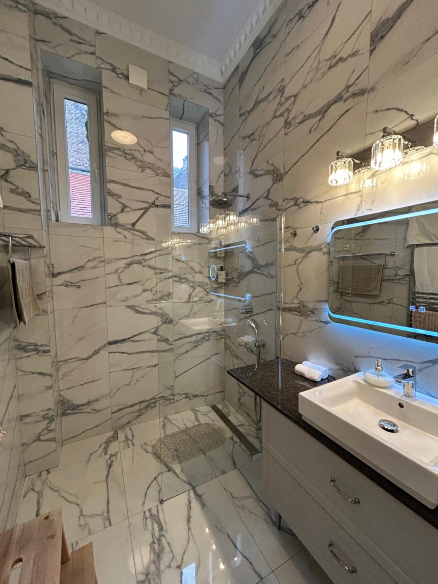 Premium Luxury Opera Near Opera And Basilica Appartamento *