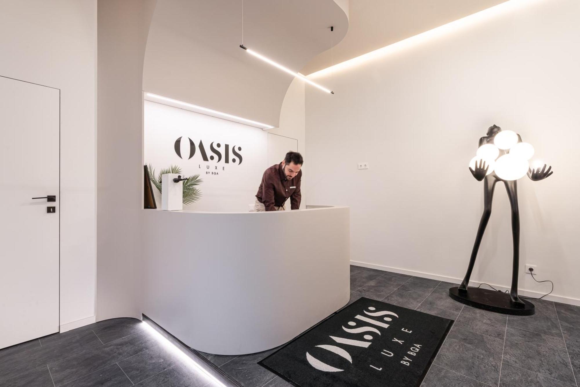 Oasis Luxe Boutique By Bqa * Budapest