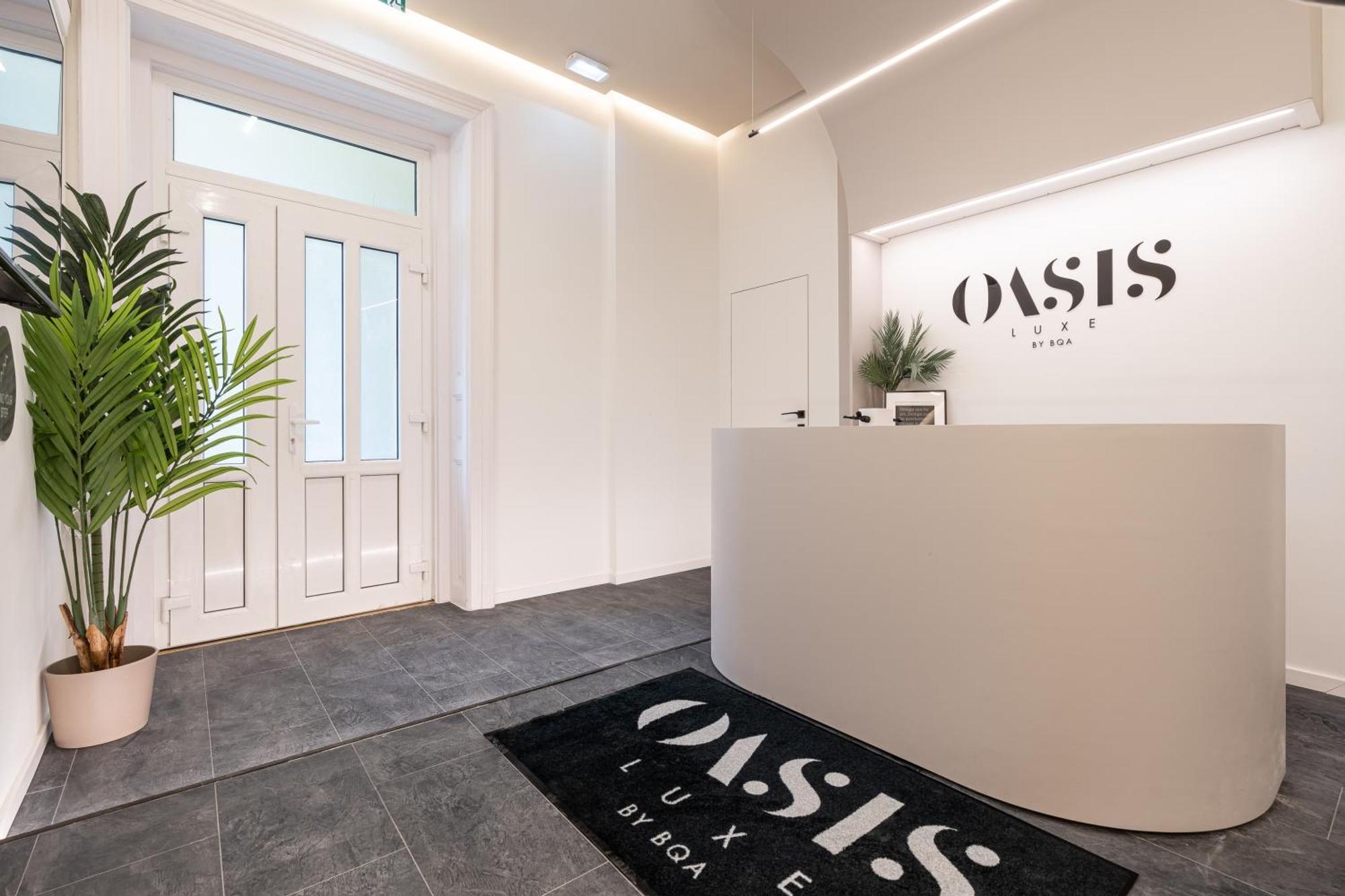 Oasis Luxe Boutique By Bqa * Budapest