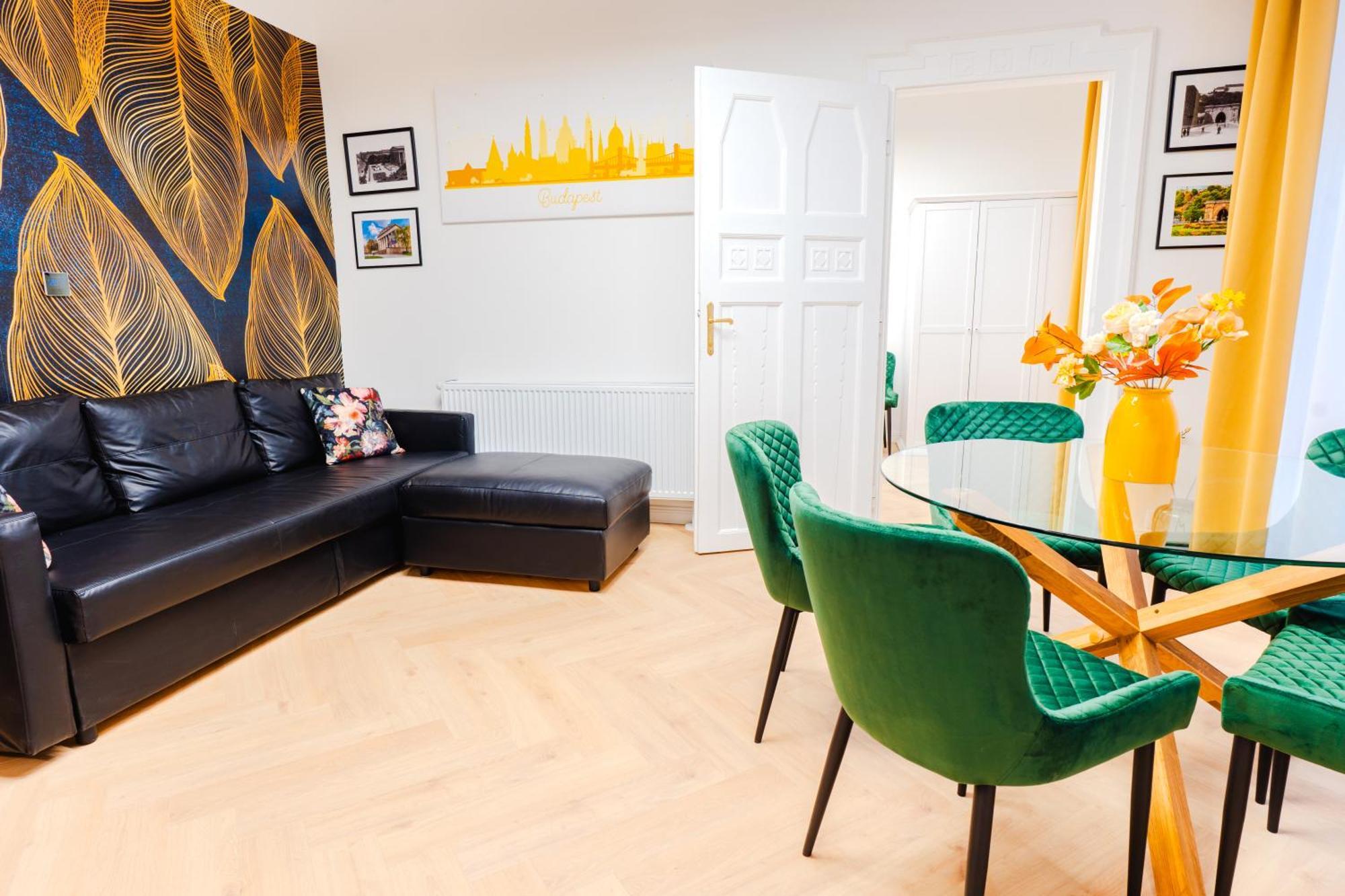 Lägenhet 2 Bedrooms And Living Your Modern In Budapest