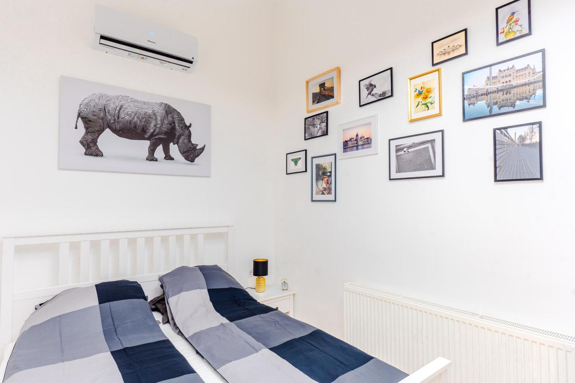 Lägenhet 2 Bedrooms And Living Your Modern In *