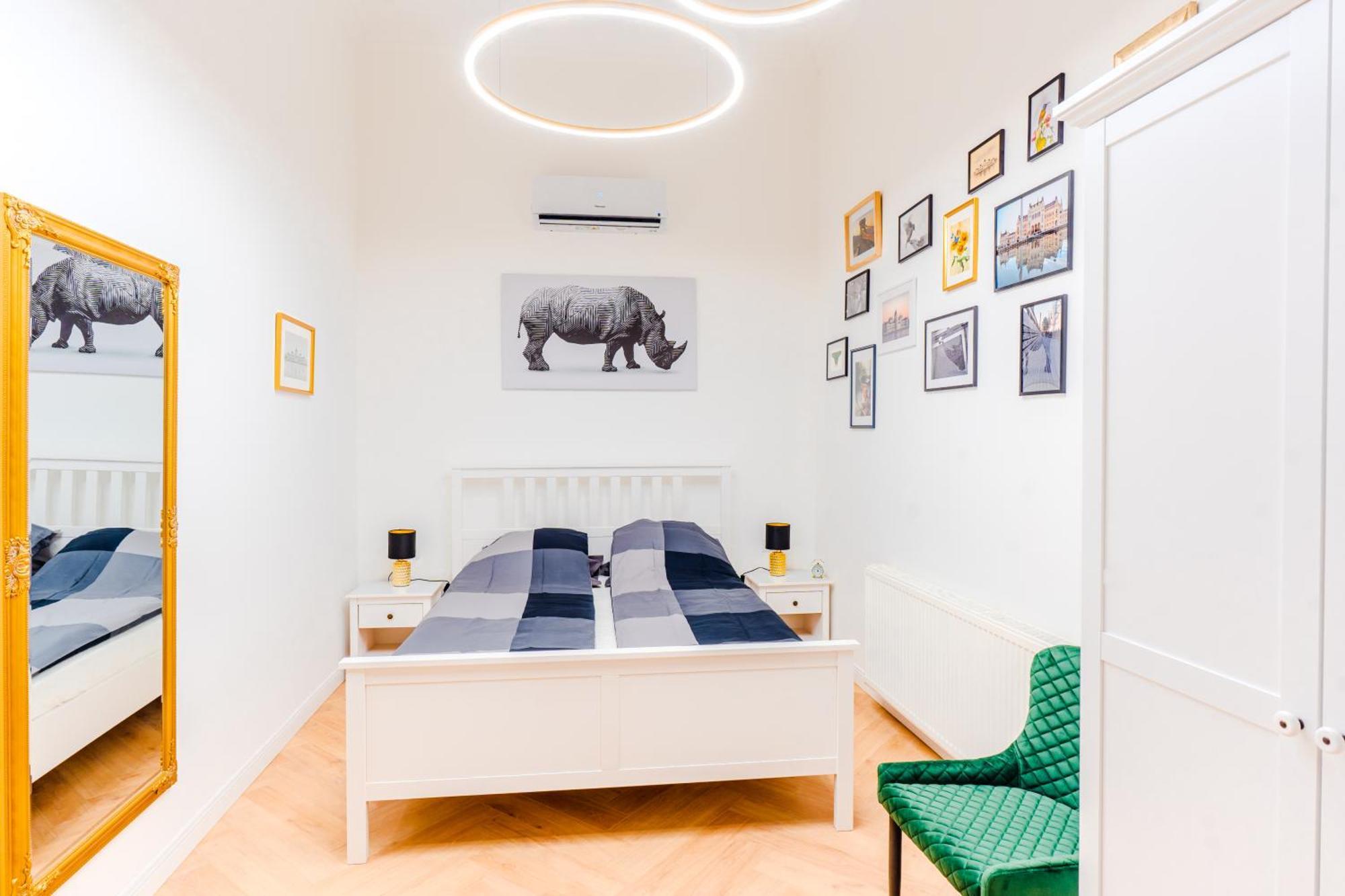 2 Bedrooms And 1 Living Your Modern In