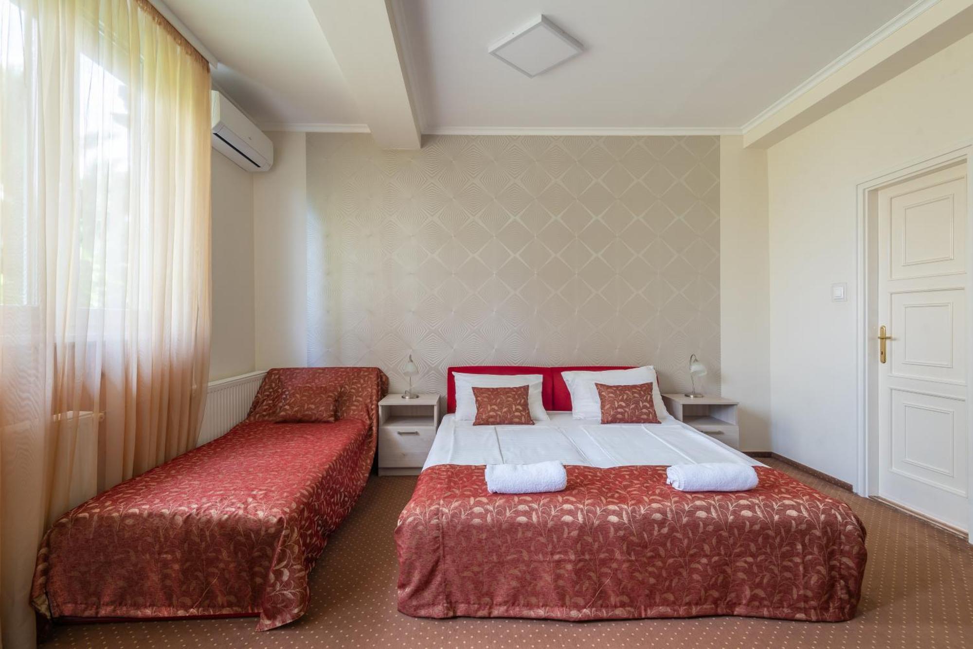 Ida Panzio Budapest