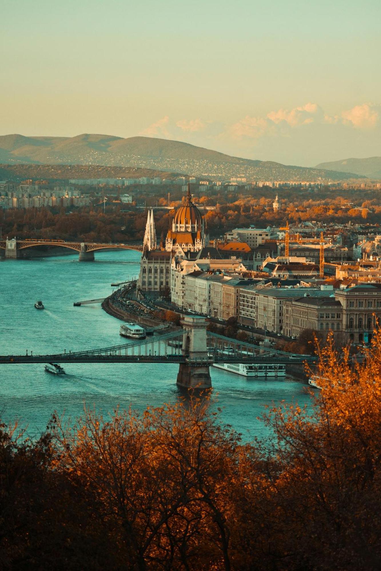 S11 - Stylish Prime,location, By Bqa * Budapest