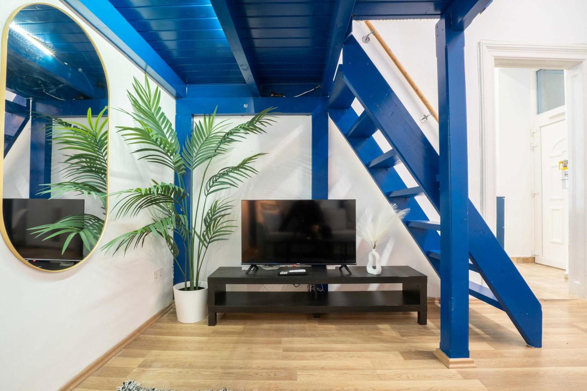 Charming In The Heart Of D26b