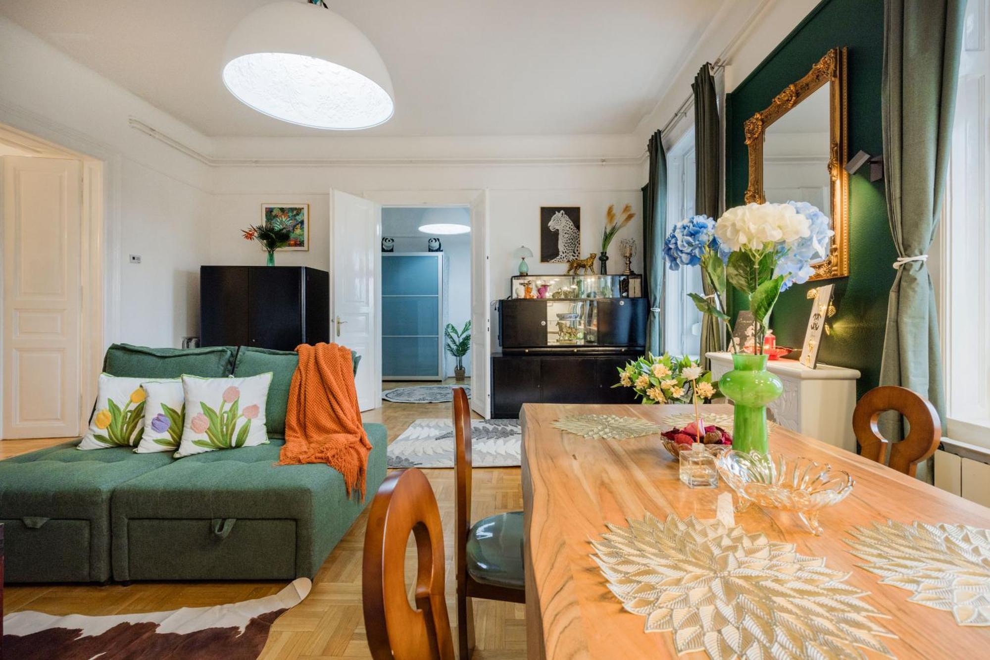 The Pearl With The Danube And Gellert Hill View * Budapest