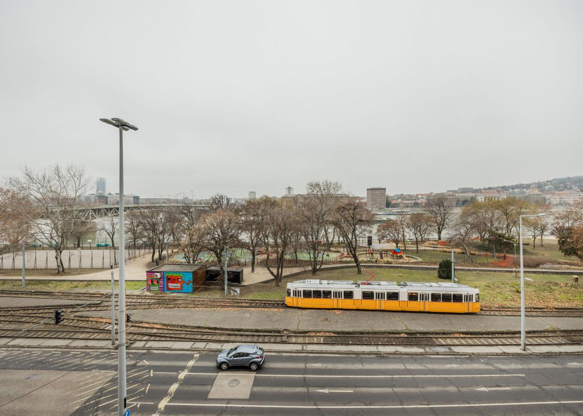The Pearl With The Danube And Gellert Hill View *