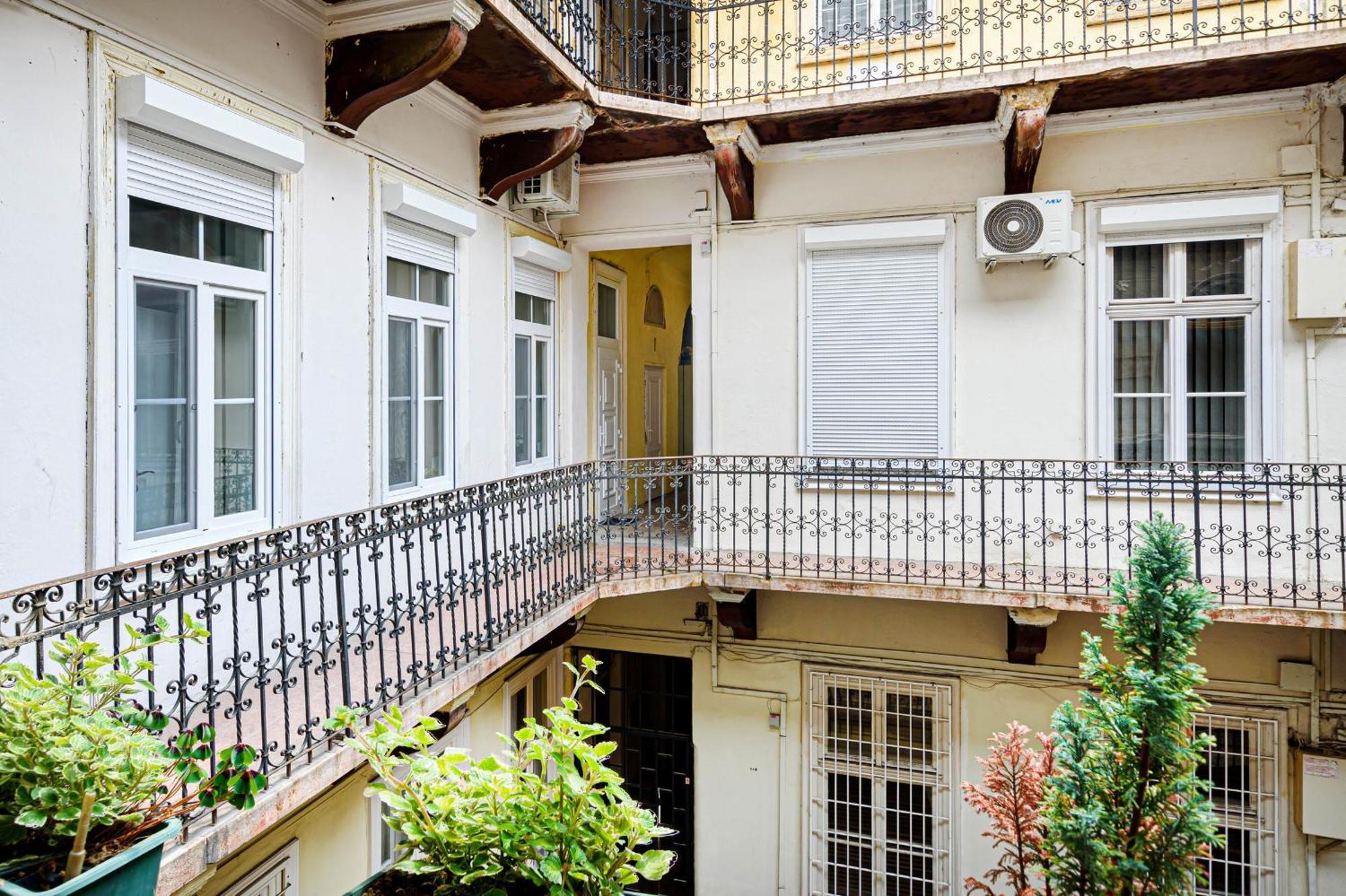 Apartman Chic 2br Flat Near The Opera Budapest