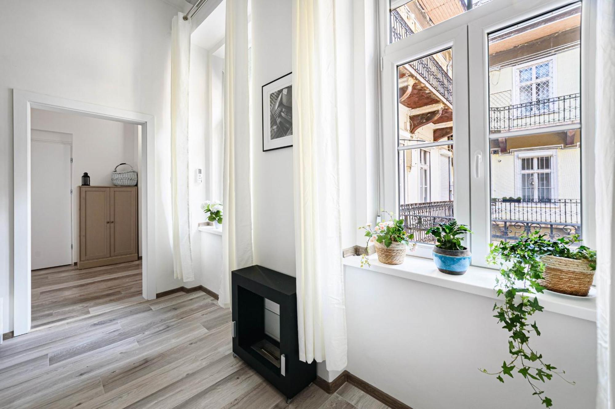 Chic 2br Flat Near The Opera Apartman