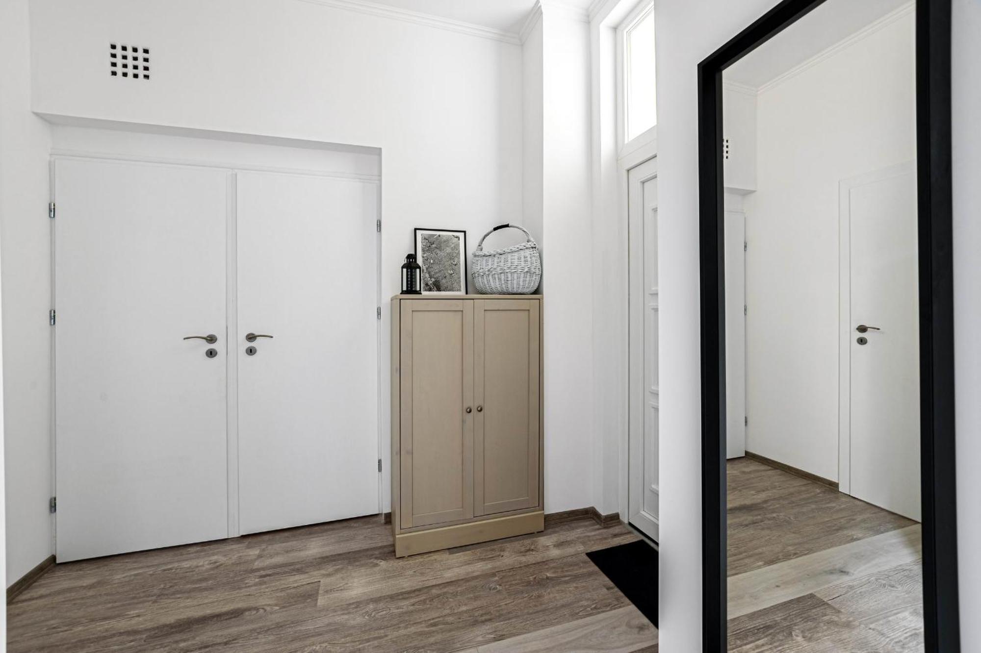 Apartman Chic 2br Flat Near The Opera *