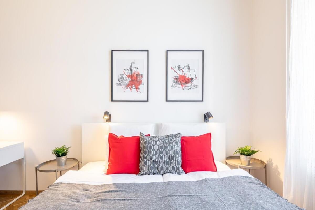 Excellent Location Magnificent Flat Apartament *