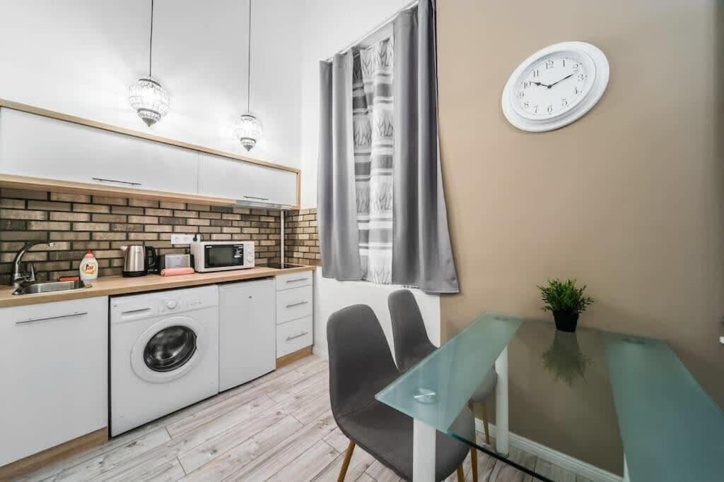 Casa vacanze Sweet & Cozy At Center