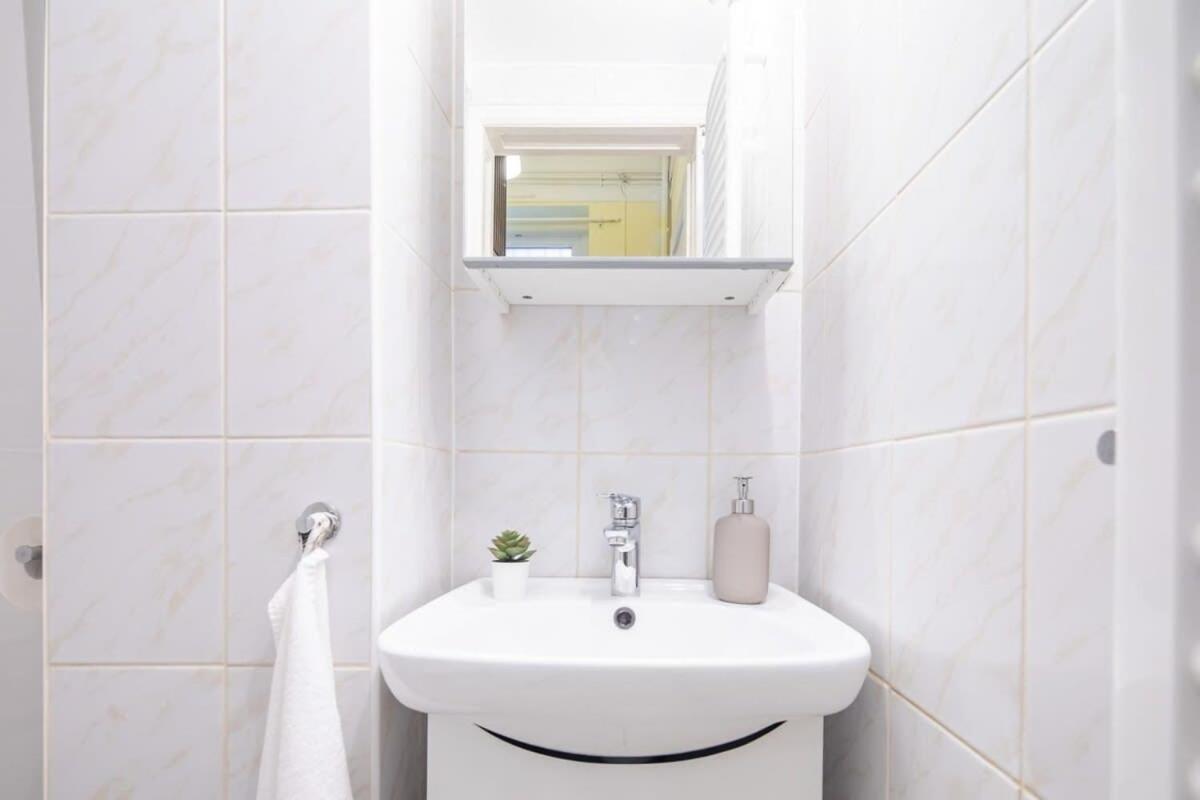 - New - Aircon - Comfy Appartamento *