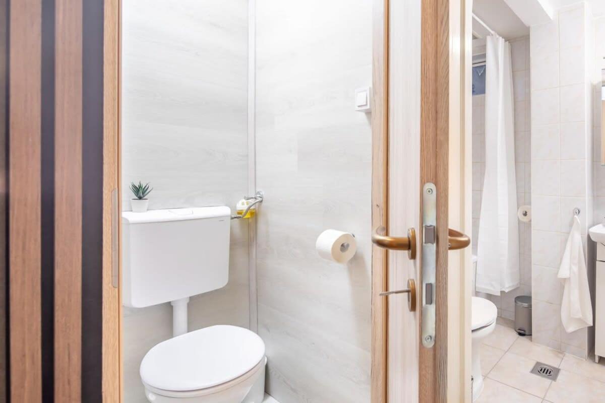 - New - Aircon - Comfy Appartamento *
