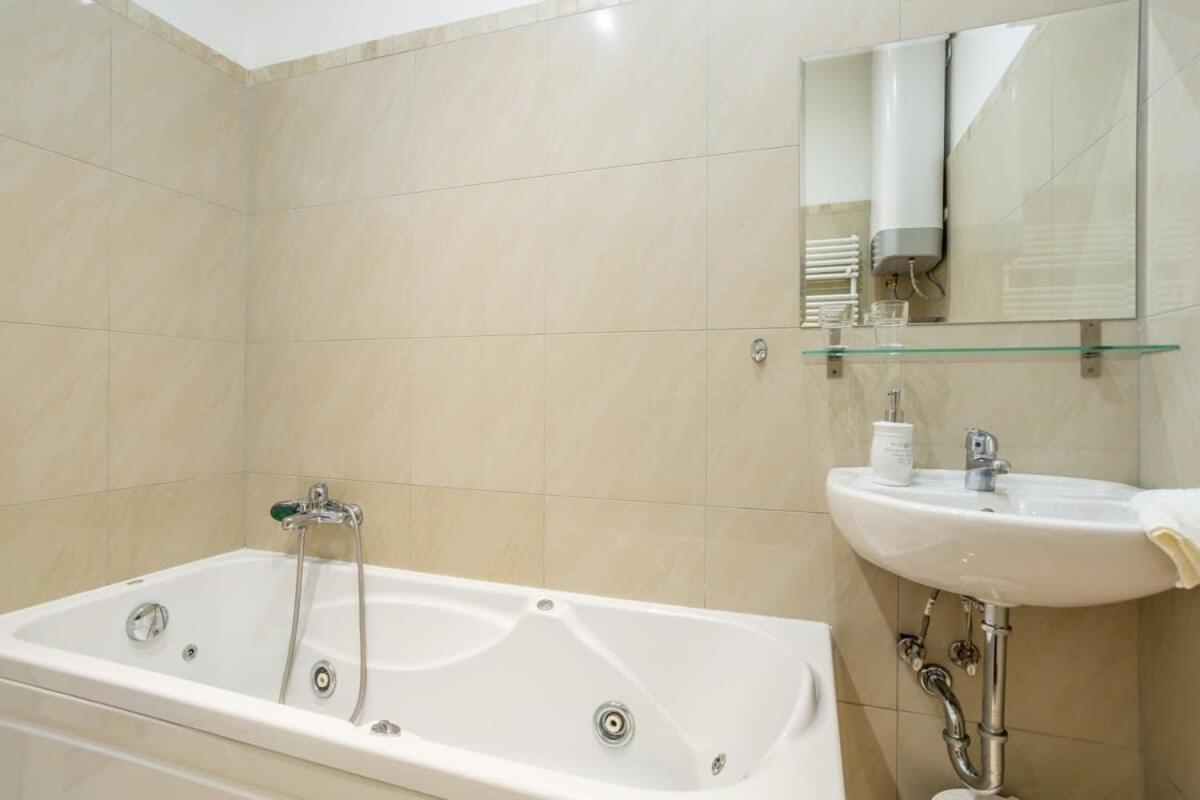 Apartamento Ultra New Large And Quiet