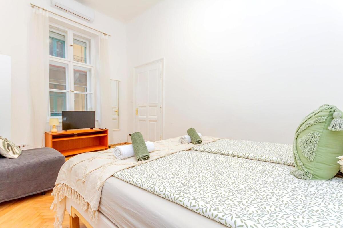 Apartment D49 2bedroom *