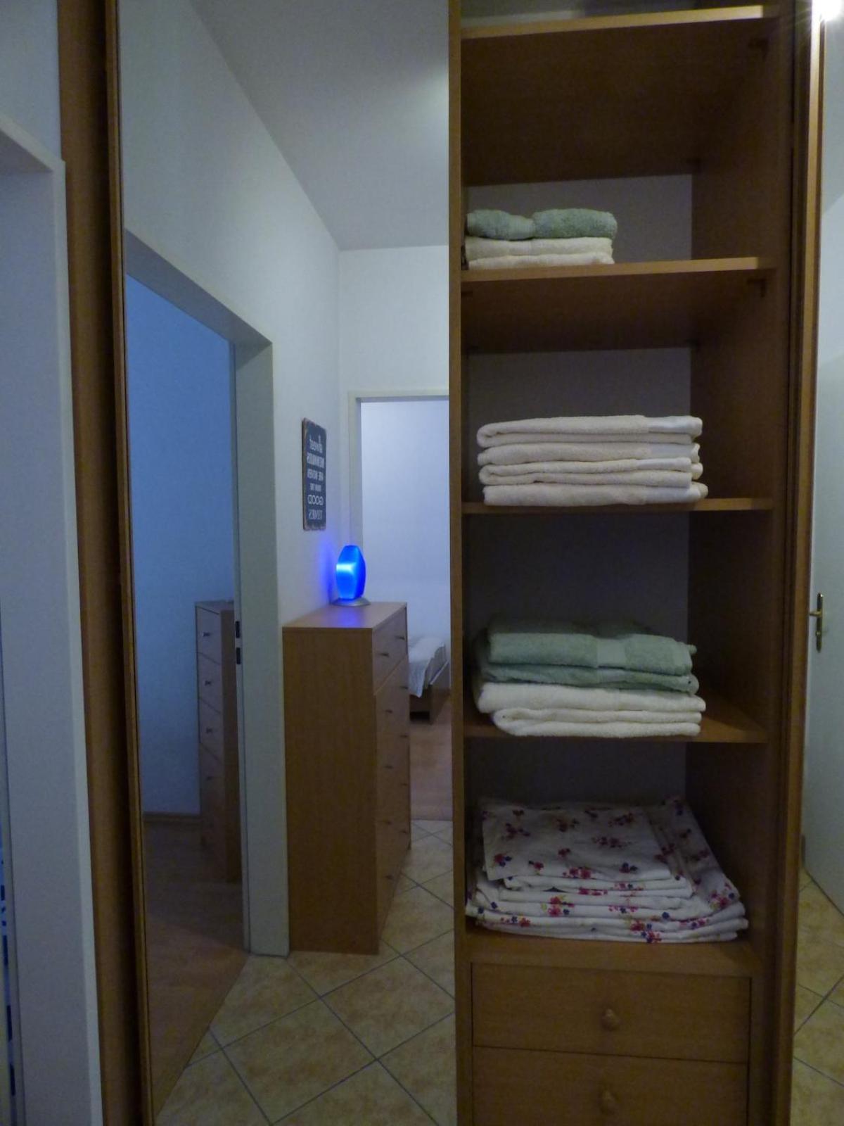 Bok - Modern 2br W Balcony, Free Indoor Parking! Appartamento *
