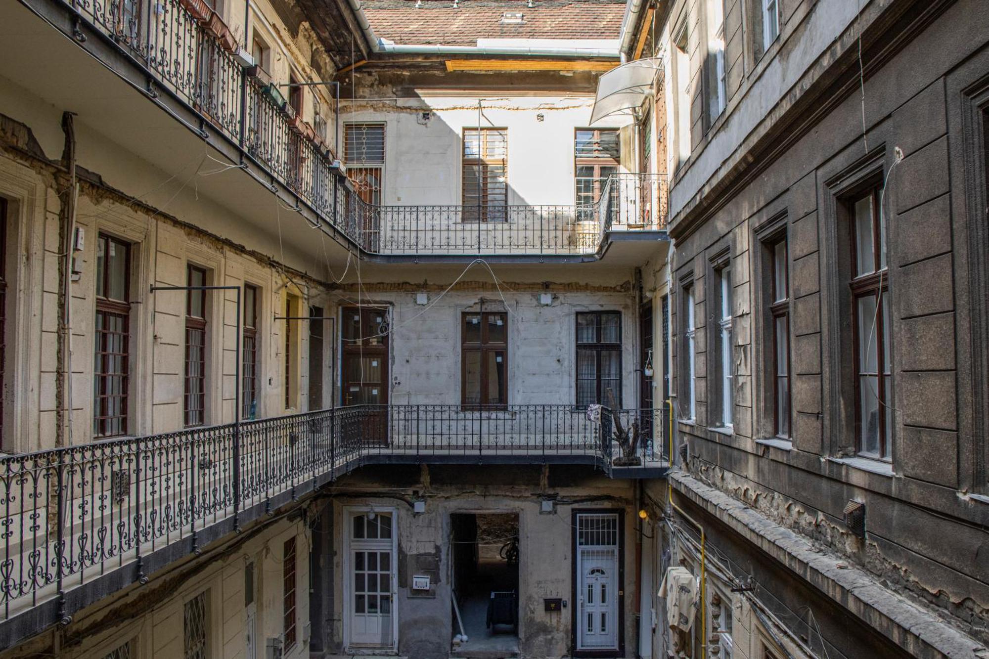 Hegedu 5 Apartment *