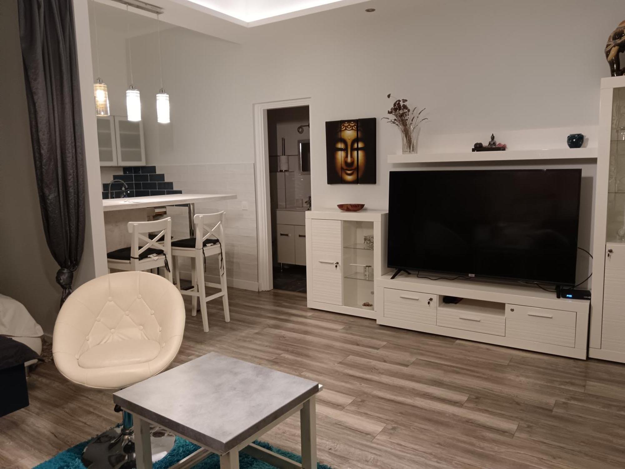 My Little Paradise Apartment *