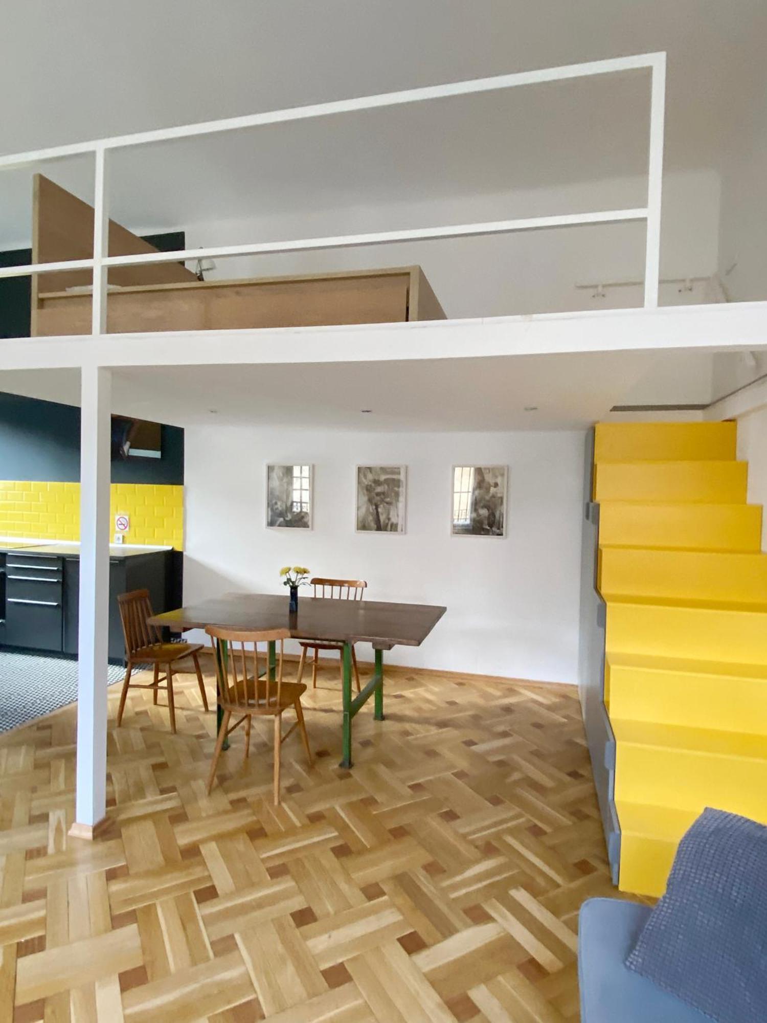 Bright Artist Loft W Terrace Budapest