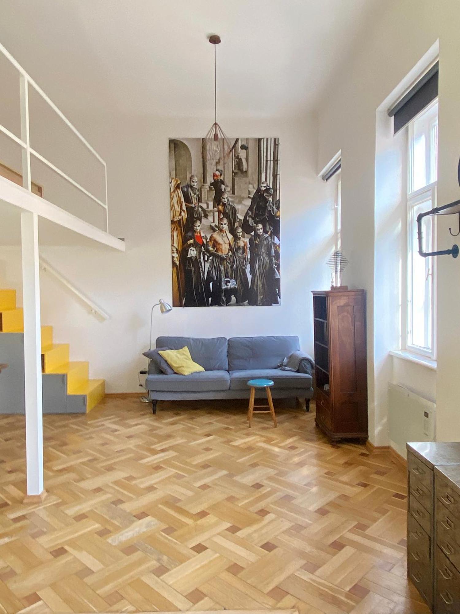 Bright Artist Loft W Terrace