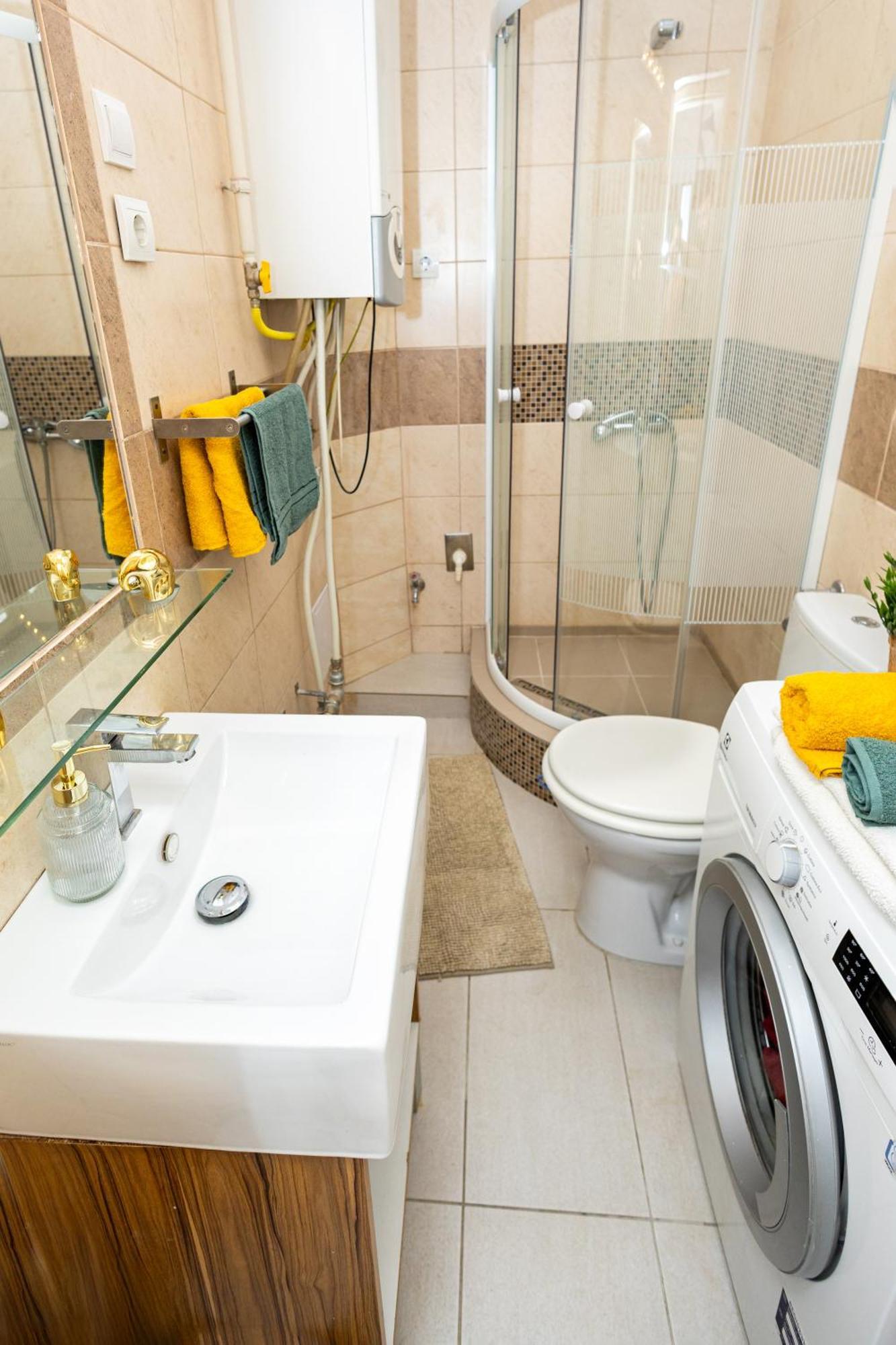 Golden Sun At Buda Castle Apartamento *