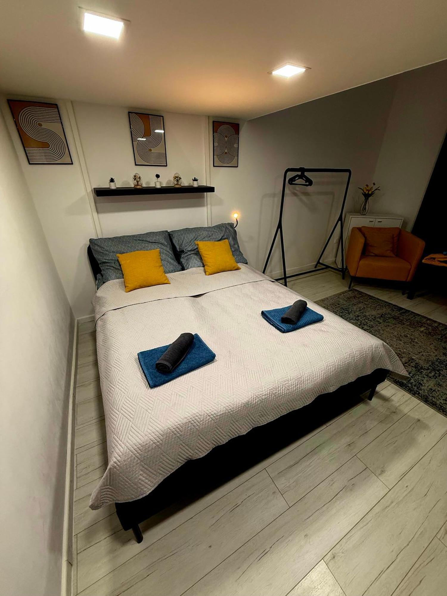 West Station Gallery - Free Parking, Cozy Home, Perfect For Families Budapest