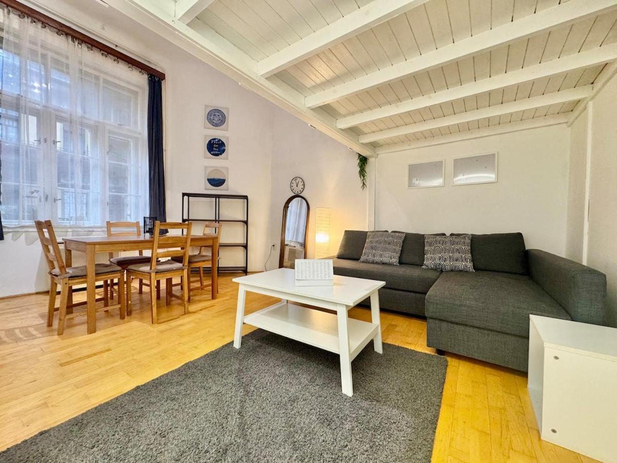K16 Spacious 2br Appartement