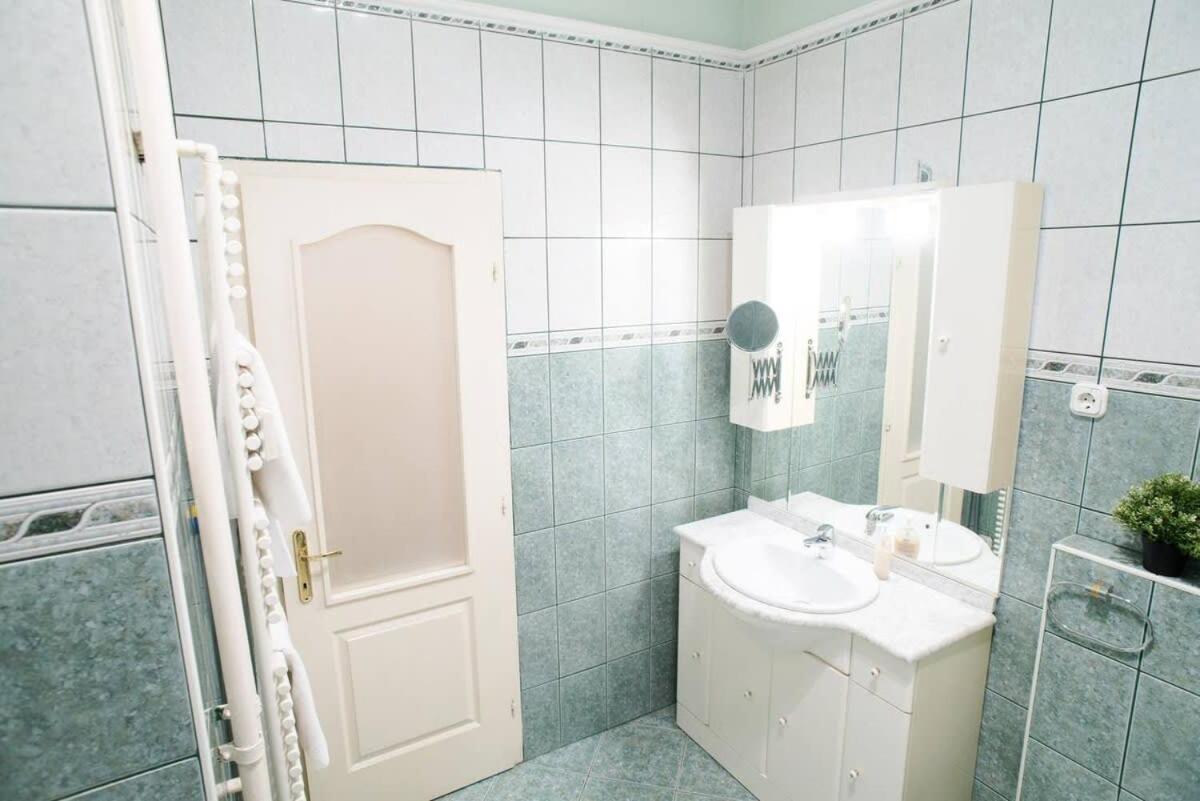 Lejlighed Ultra Spacious In Vaci Street *