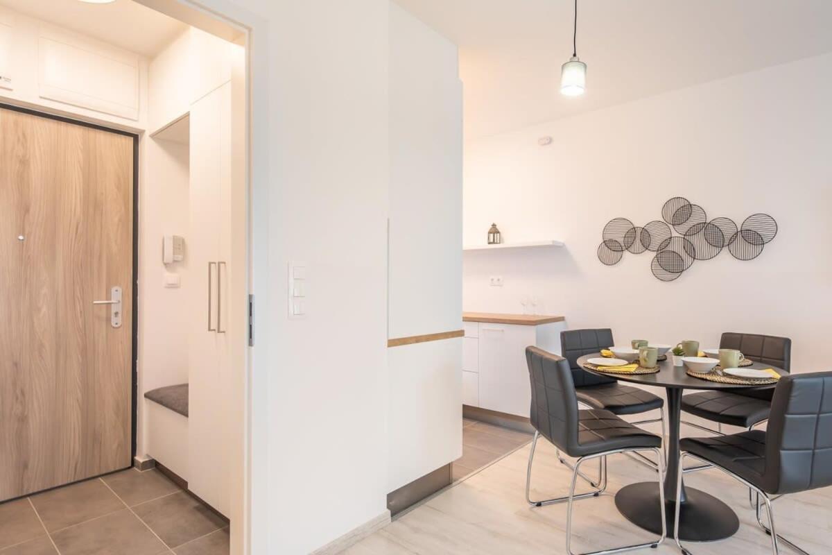 Brand New With Garage Appartamento Budapest