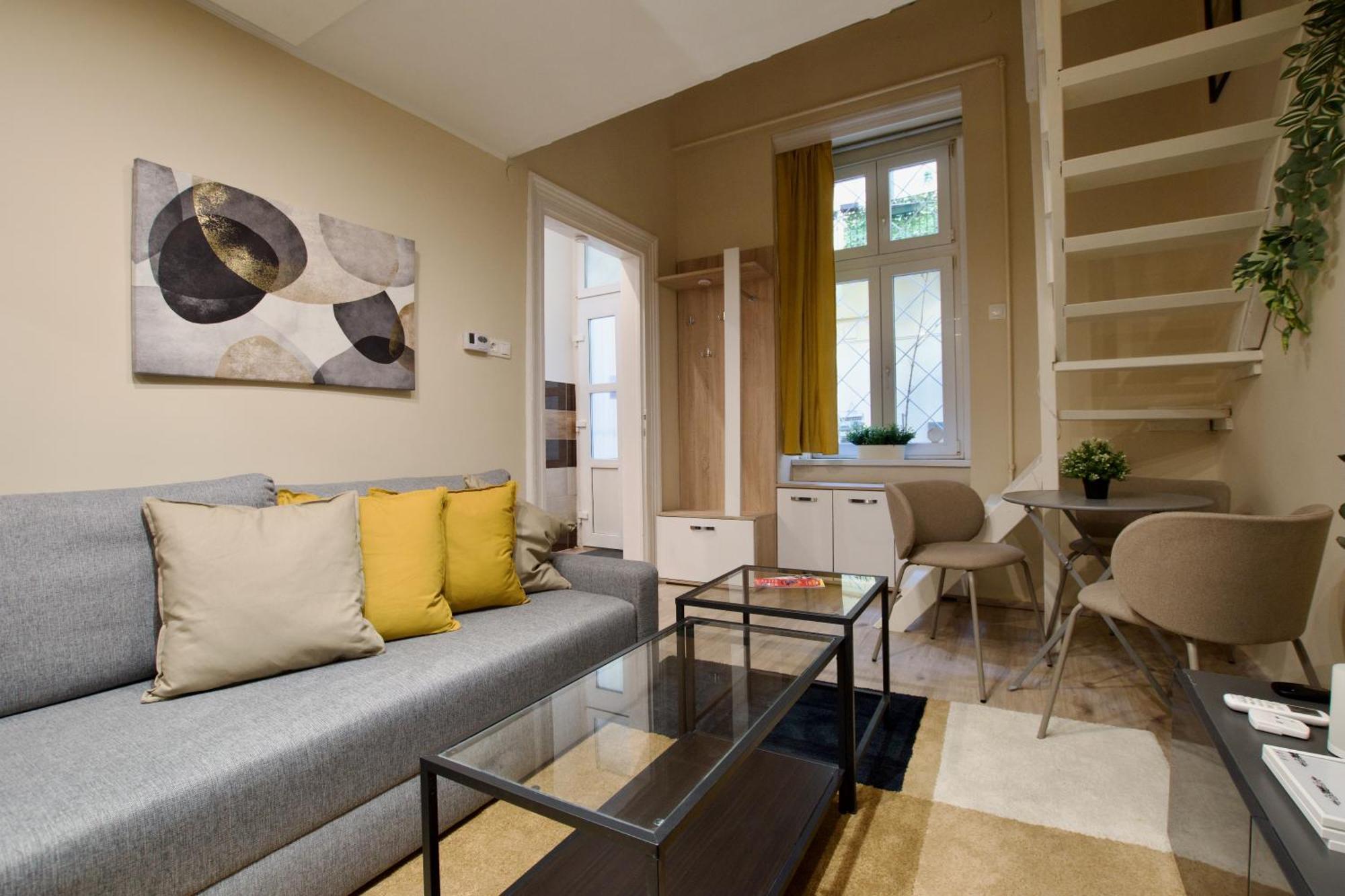 Standard By Hi5- In Appartamento Budapest