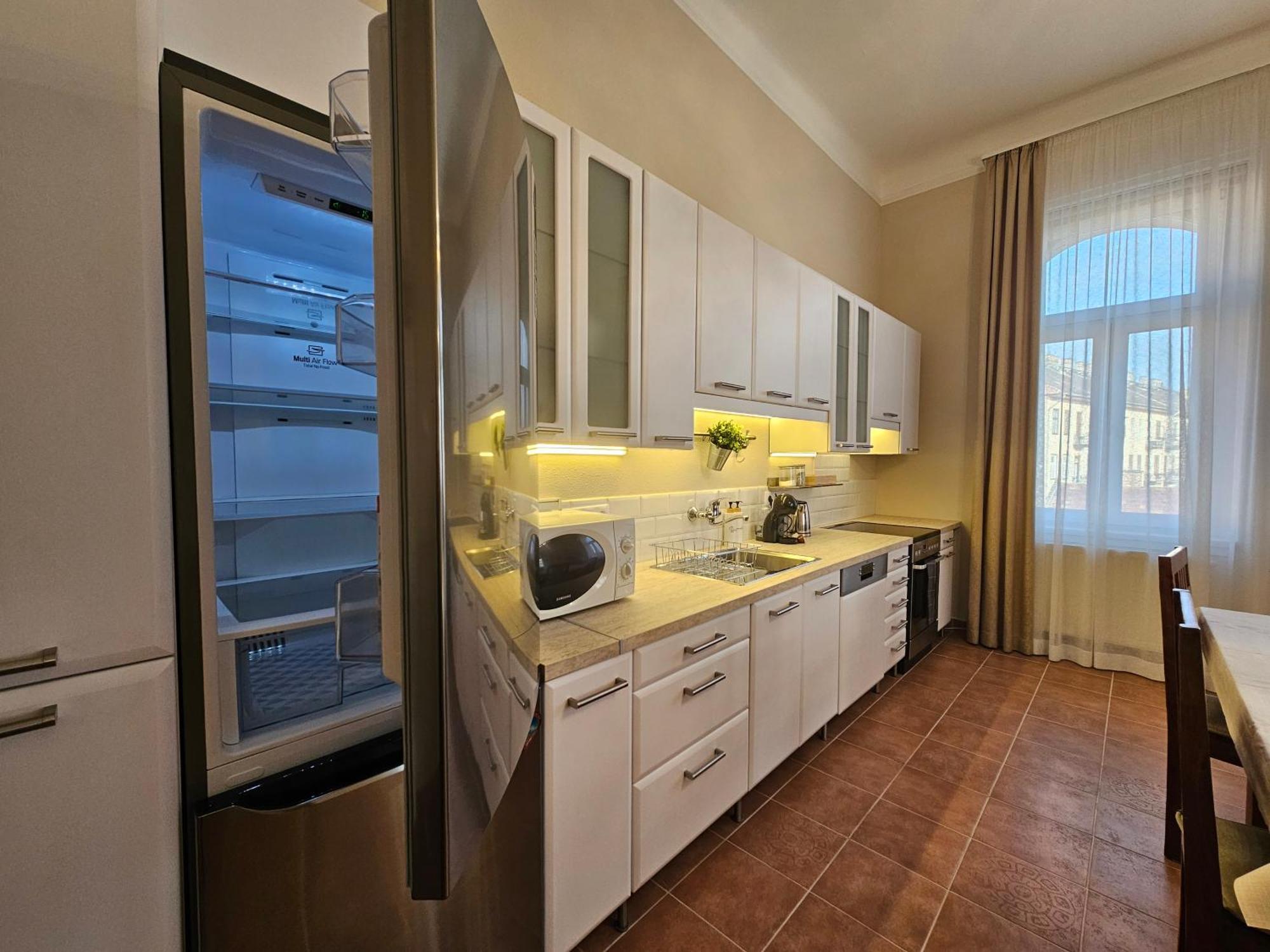 Margaret Buda View Apartment