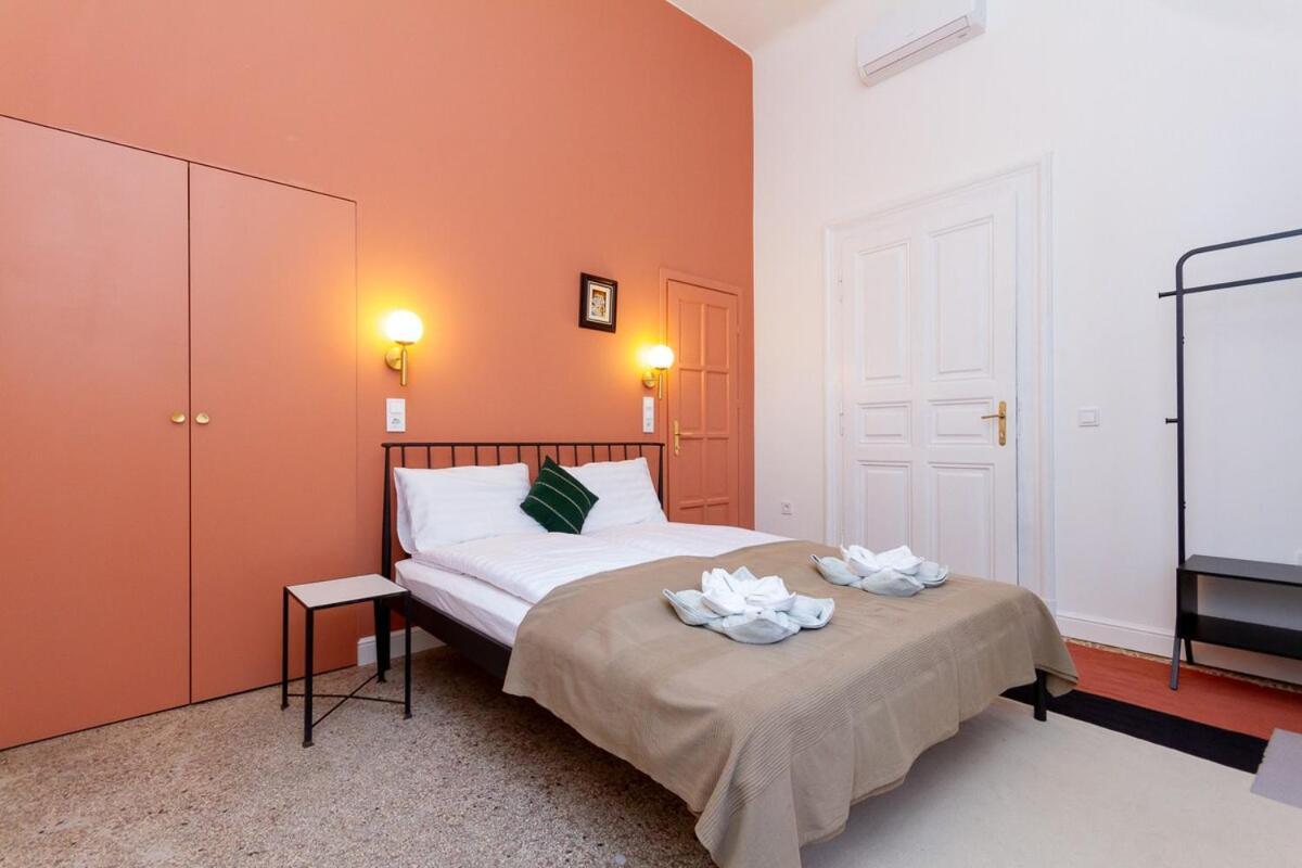 Apartament 2br Modern Elegance W Sauna And Ac By *
