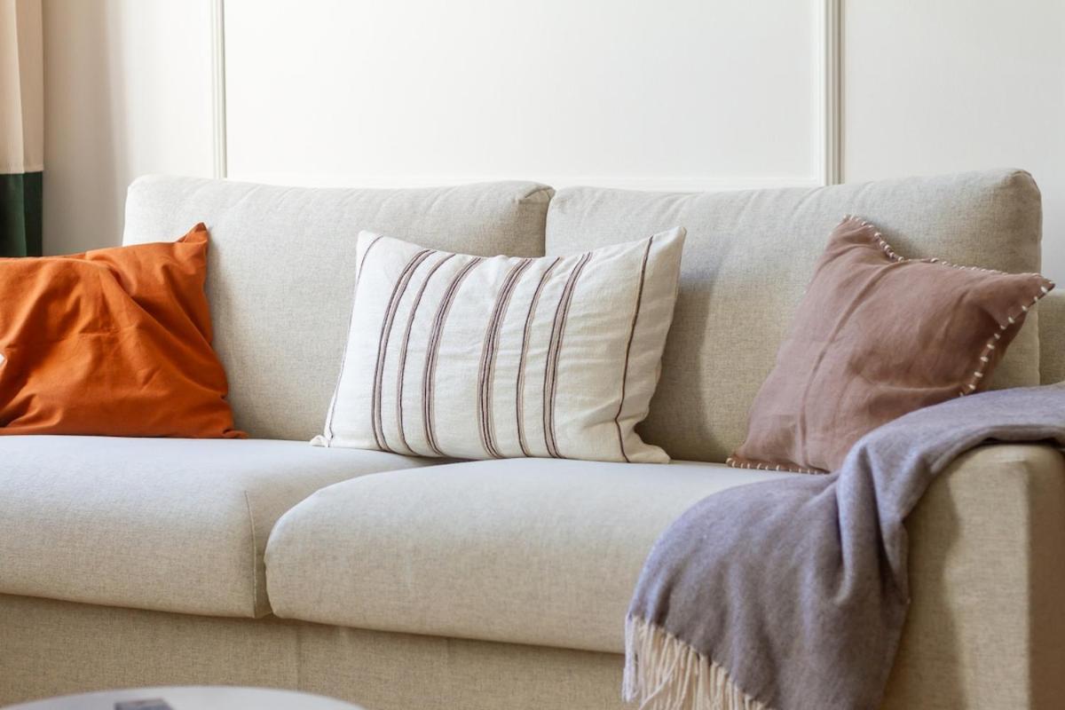 2br Modern Elegance W Sauna And Ac By Apartament