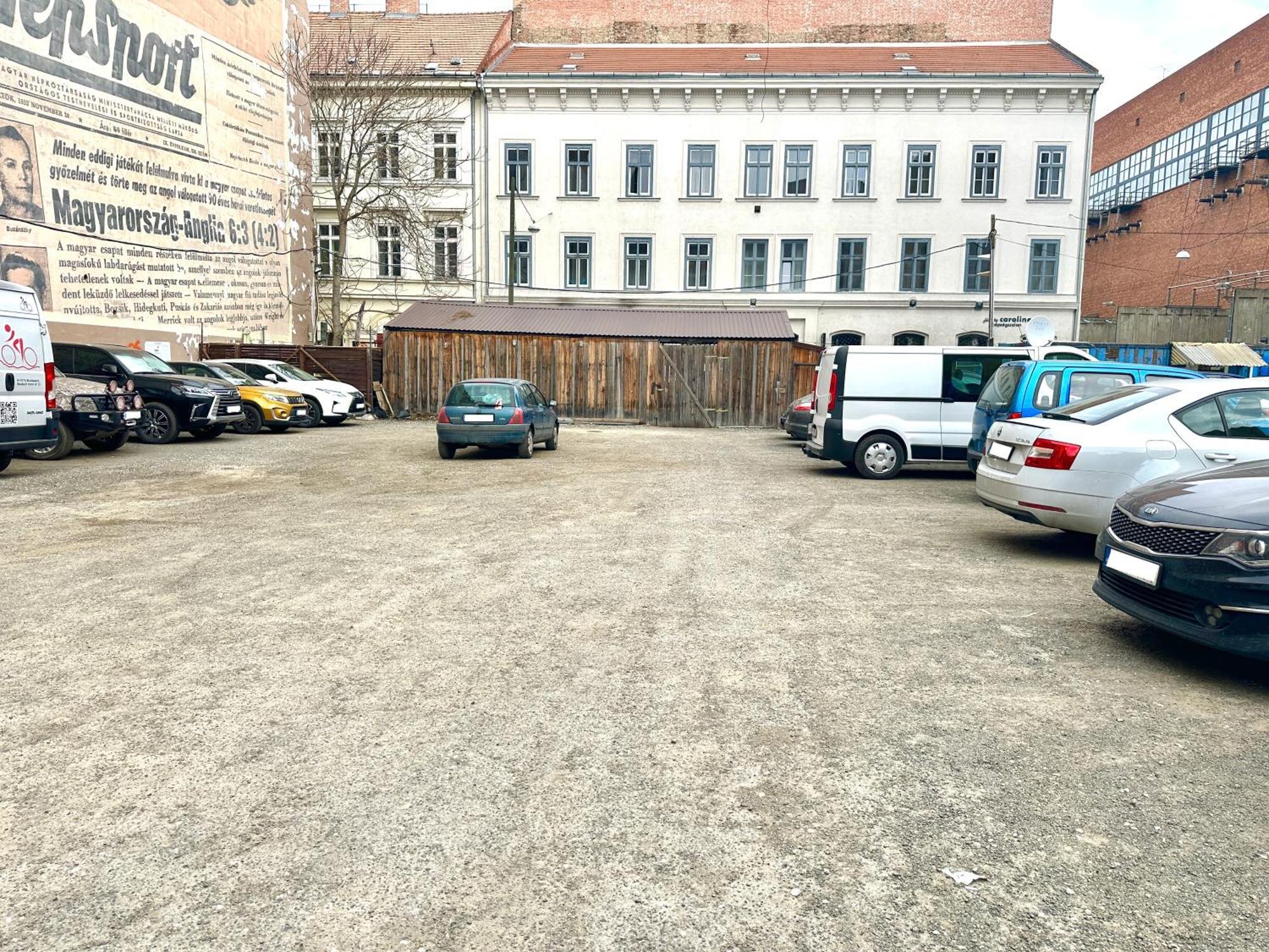 Heart Of The Cozy Corner With Free Parking & Ac Appartement Boedapest
