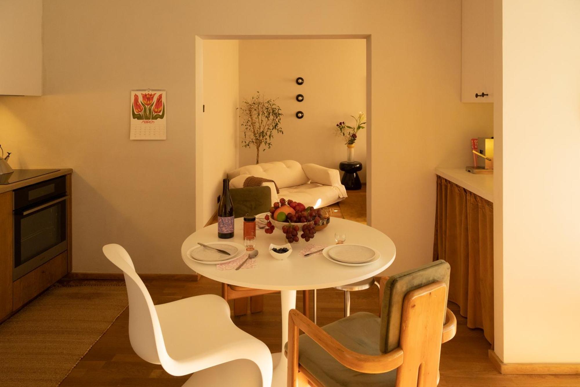 Miknyi By Stn Apartamento *