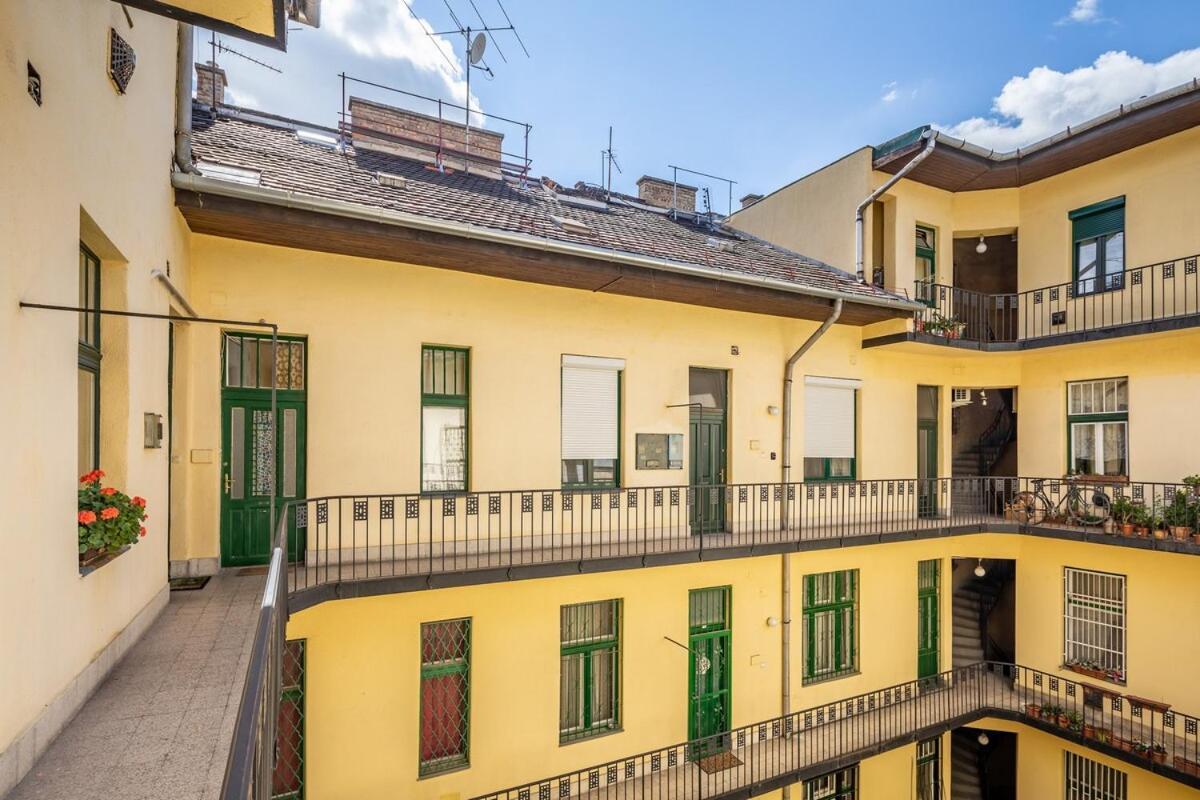 Appartamento Star House In The Budapest