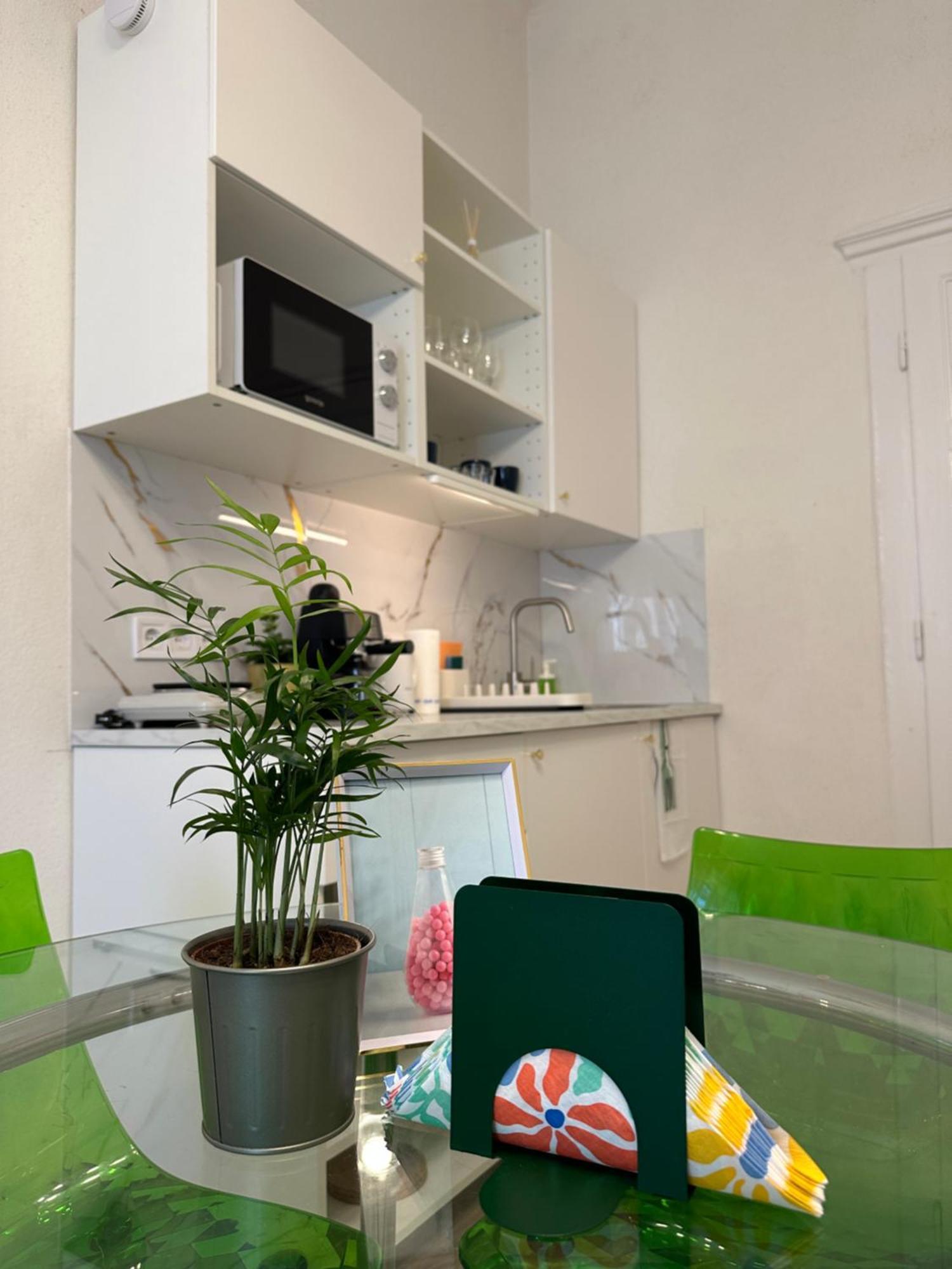 Deri Corner By Downtown Appartamento
