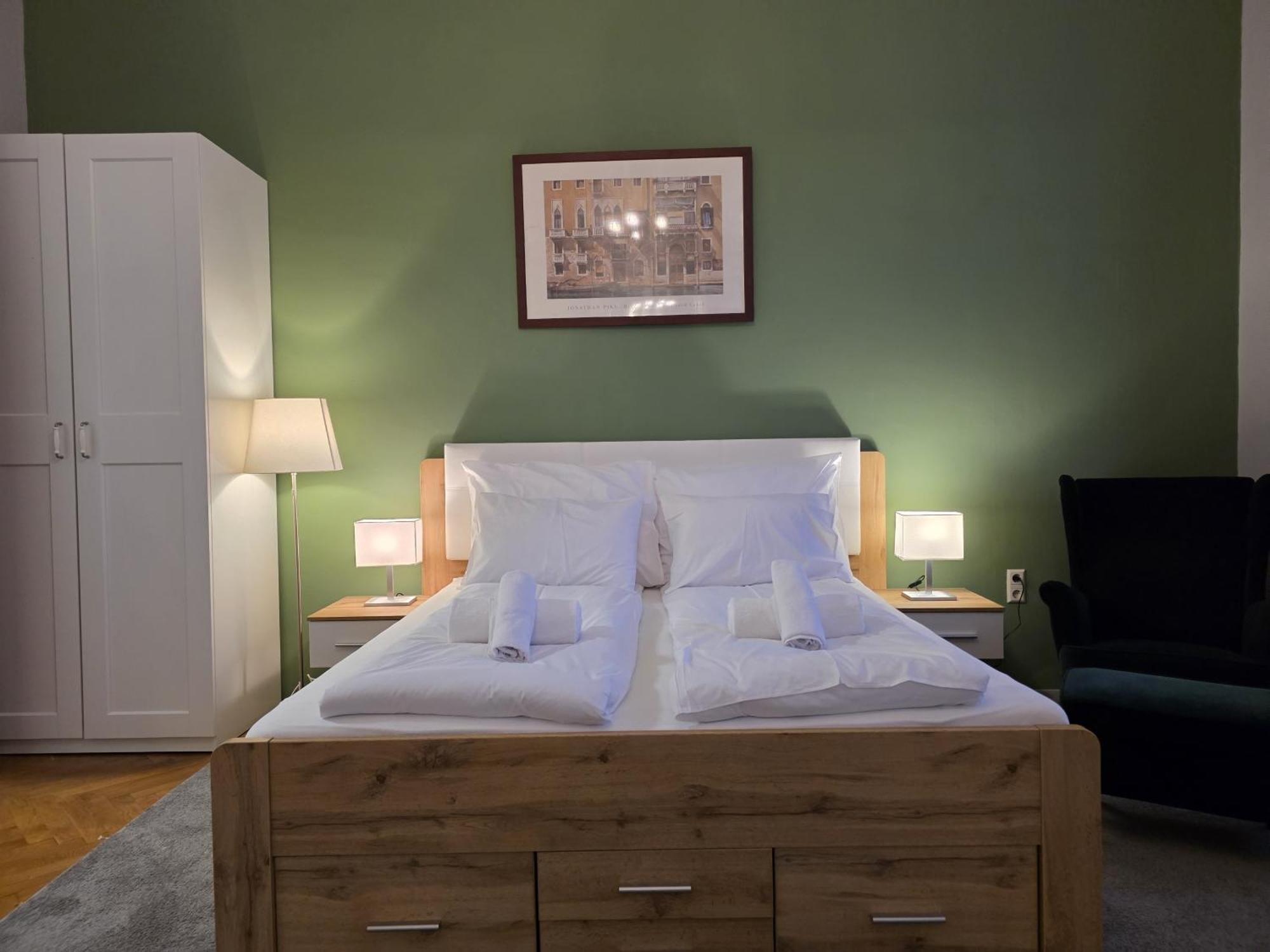 Apartman Maison Lumiere Buda - Near M2 Metro *