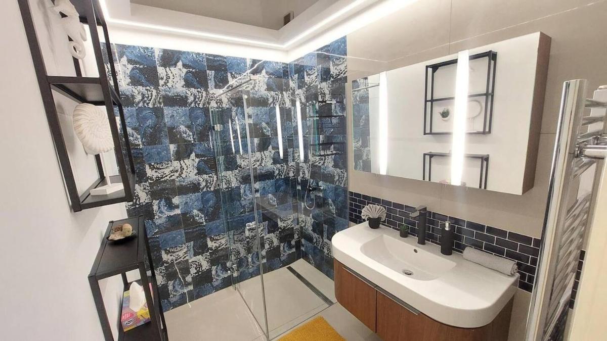 Chic Soho Retreat - Downtown *
