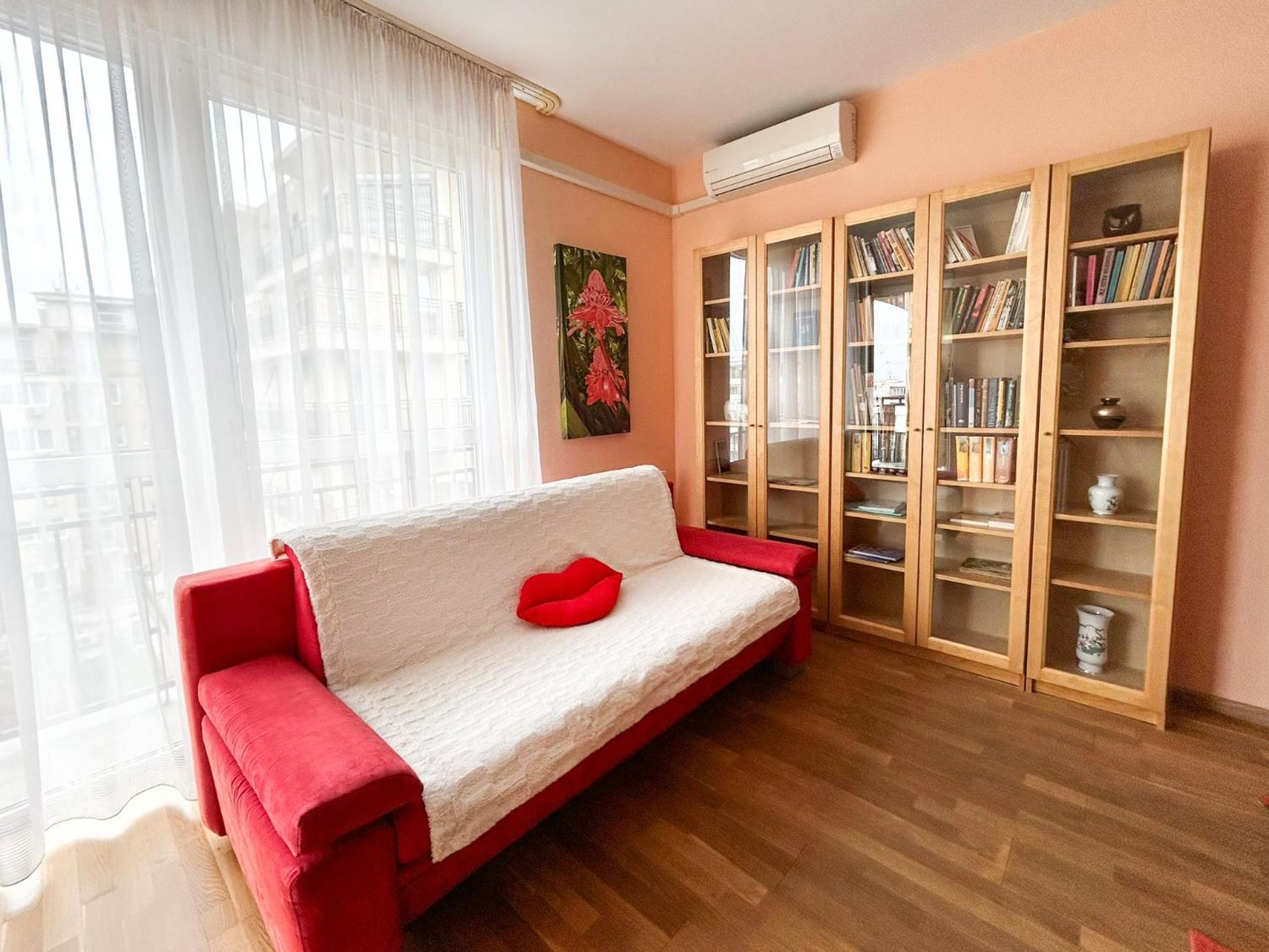 Lovely - Free Parking Apartament