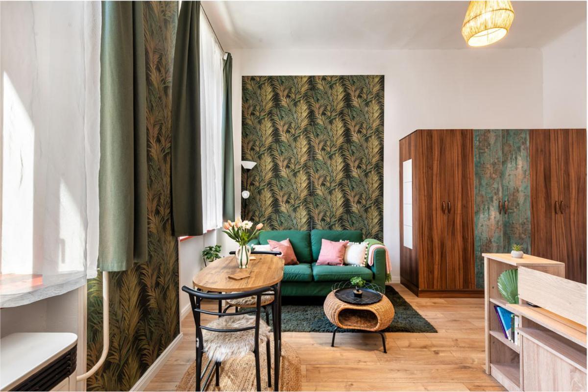 Palm Near By Heroes Square With Free Parking * Budapest