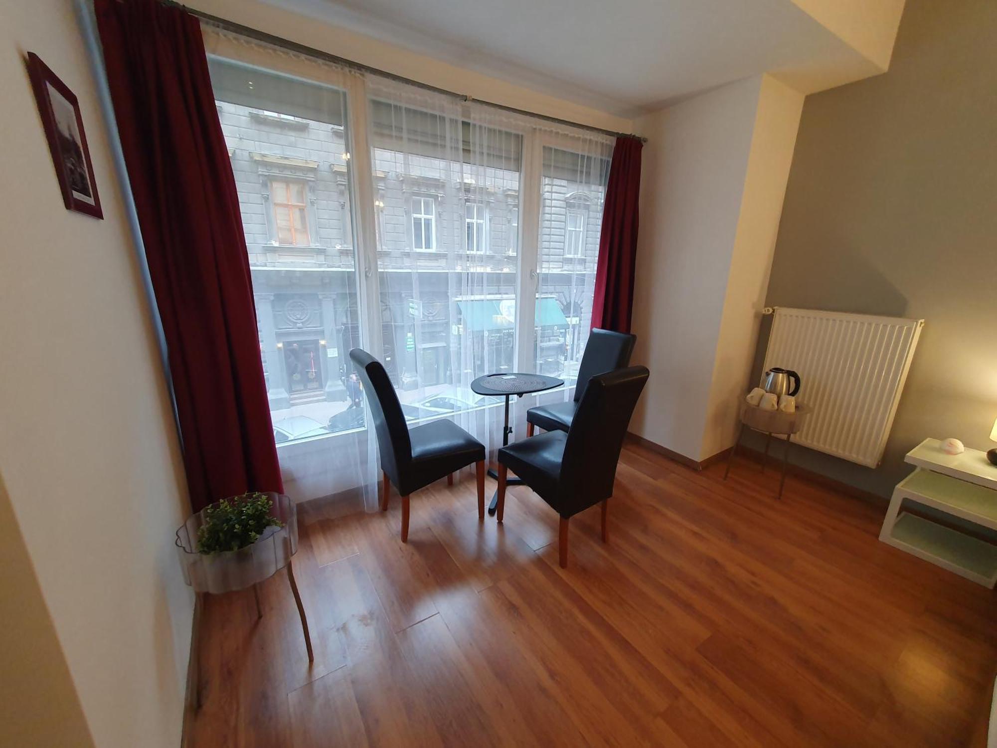 Elegancia Budapest