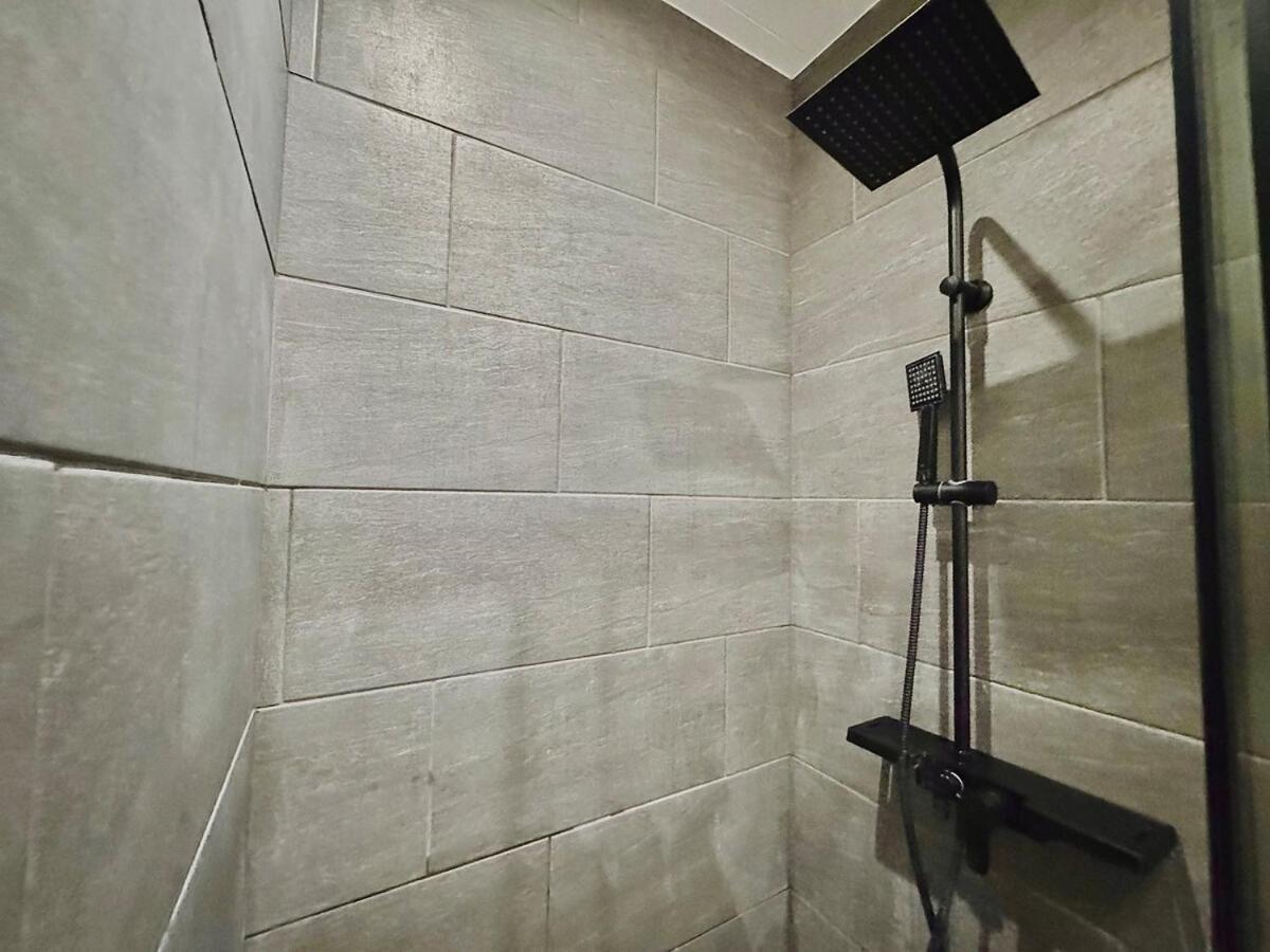 Exclusive - Modern 1br *
